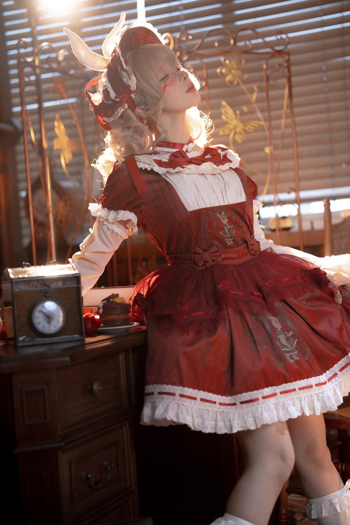 Coser@蠢沫沫 (chunmomo) – 橱窗娃娃 - P28