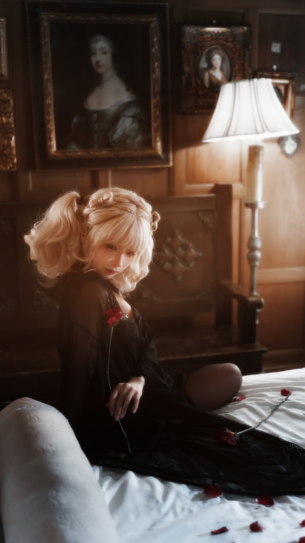 Coser@蠢沫沫 (chunmomo) – 黑红纱裙 - P22