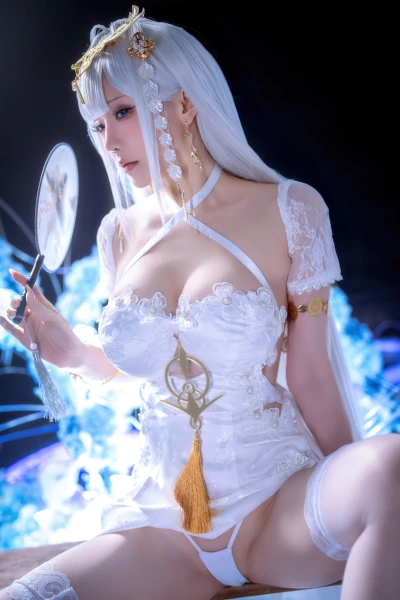 Cosplay 星之迟迟Hoshilily – 碧蓝航线 埃姆登