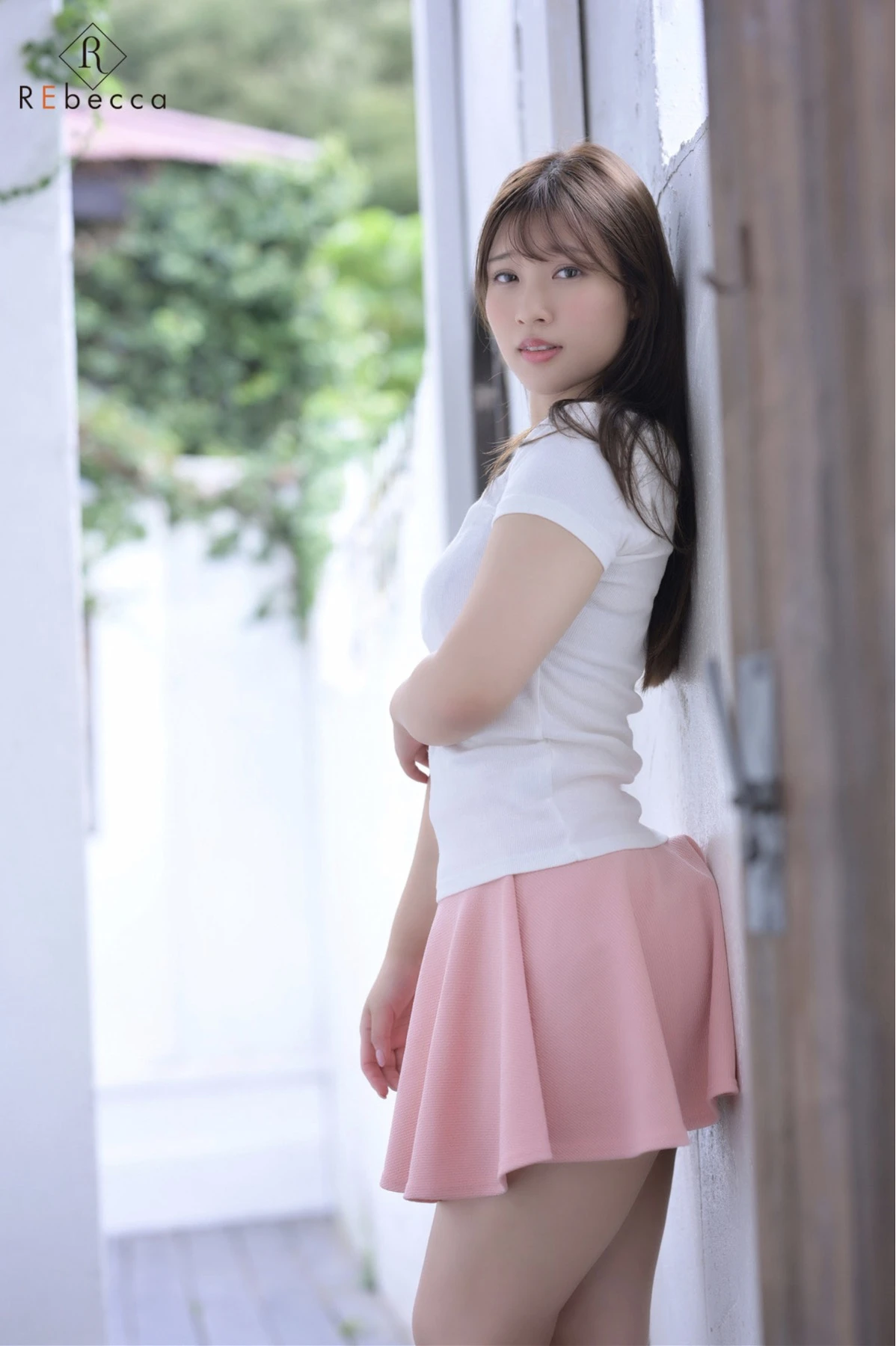 Rie Miyagi 宮城りえ, ヌード写真集 「Rie2 Stardust Angel S級アイドル」 - P9