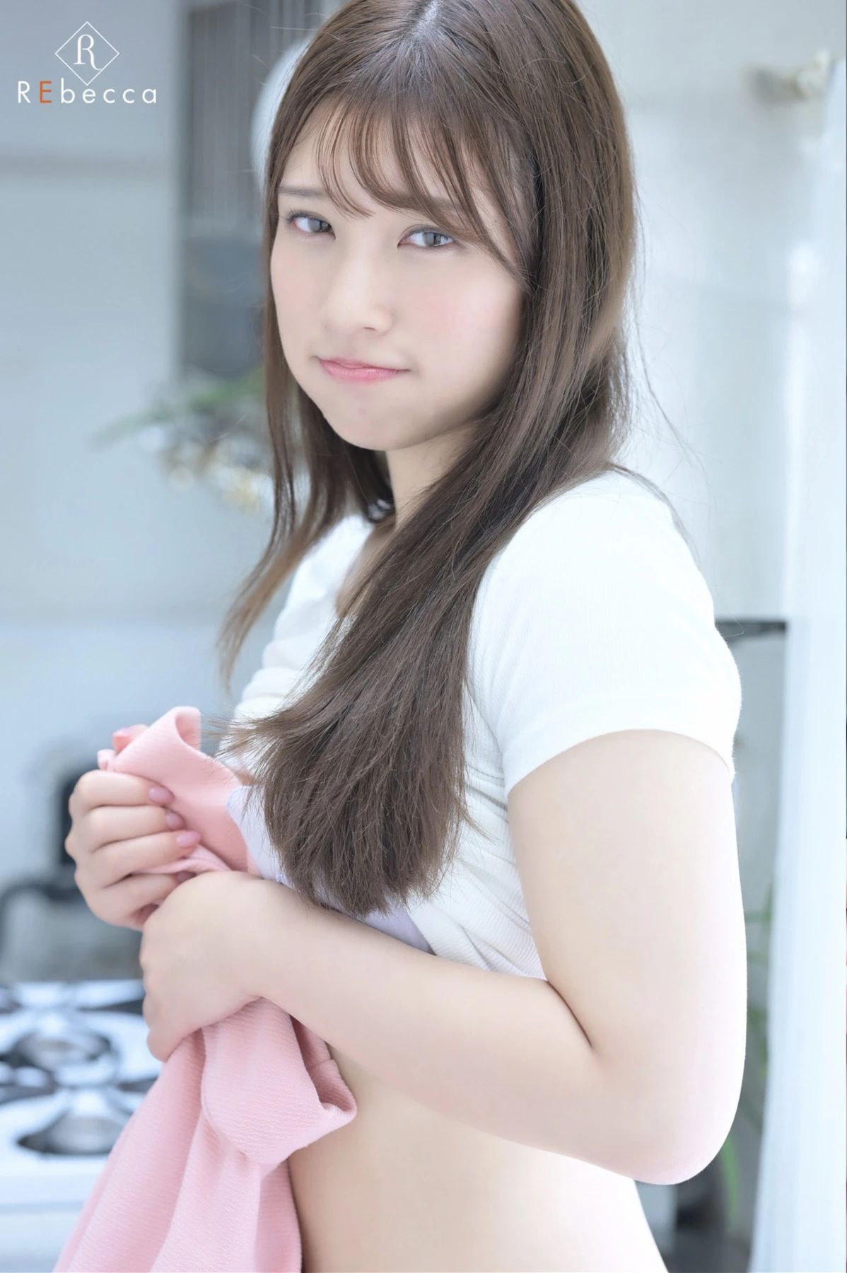 Rie Miyagi 宮城りえ, ヌード写真集 「Rie2 Stardust Angel S級アイドル」 - P24