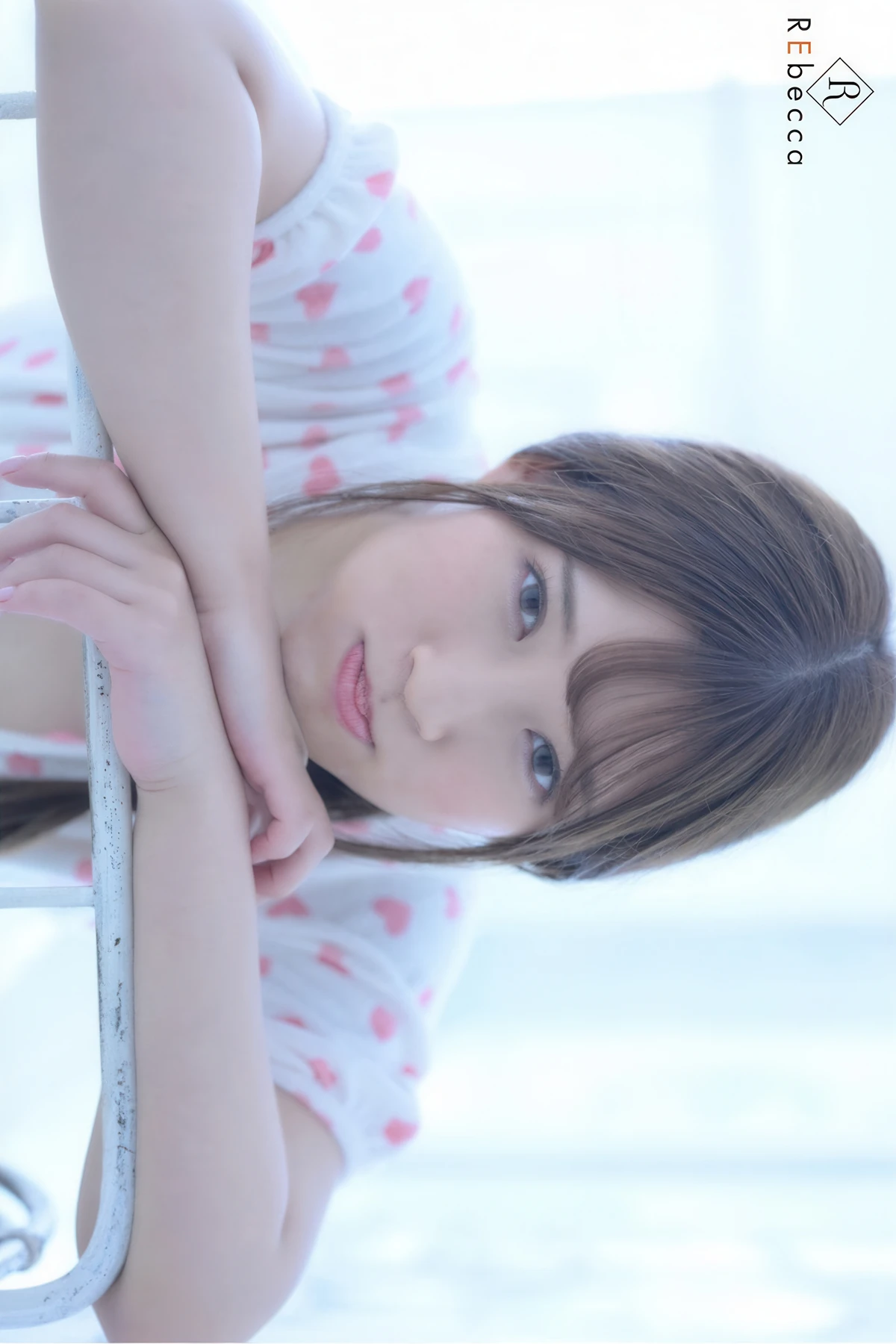 Rie Miyagi 宮城りえ, ヌード写真集 「Rie2 Stardust Angel S級アイドル」 - P84