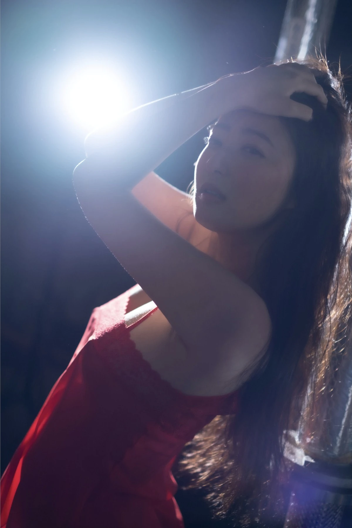 Suzu Matsuoka 松岡すず, Prestige 写真集 「鈴鳴り」 - P42