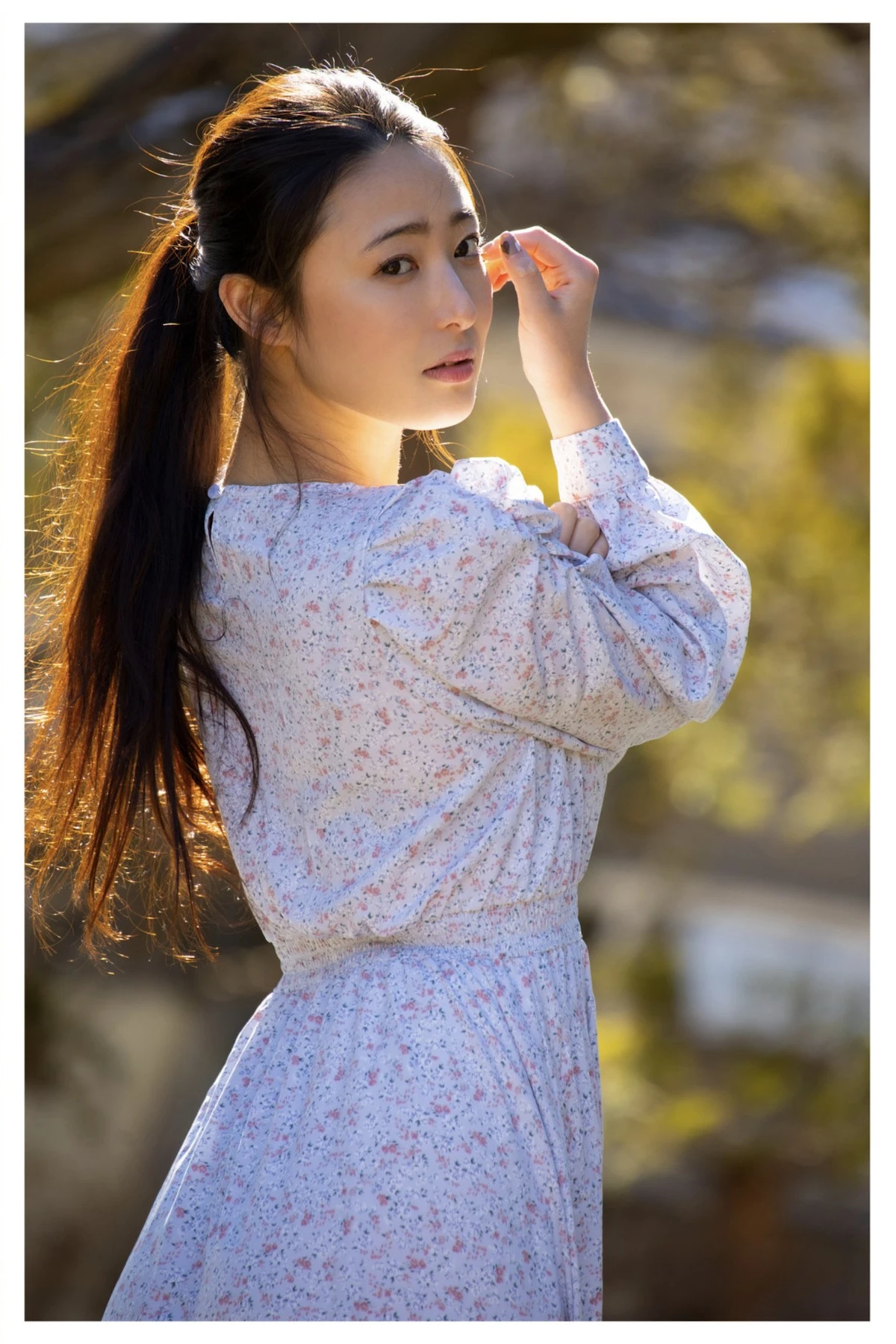 Suzu Matsuoka 松岡すず, Prestige 写真集 「鈴鳴り」 - P5