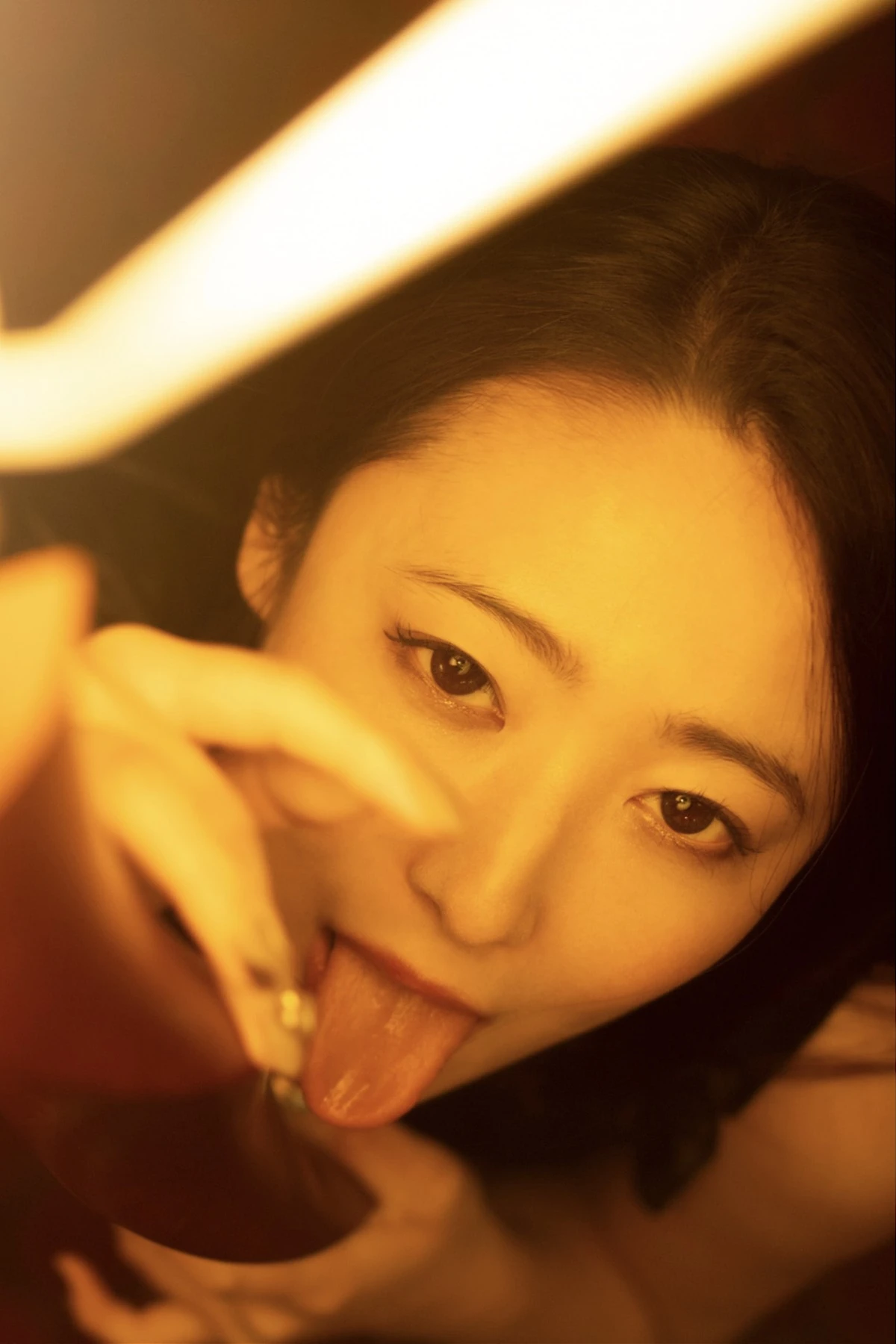 Suzu Matsuoka 松岡すず, Prestige 写真集 「鈴鳴り」 - P72