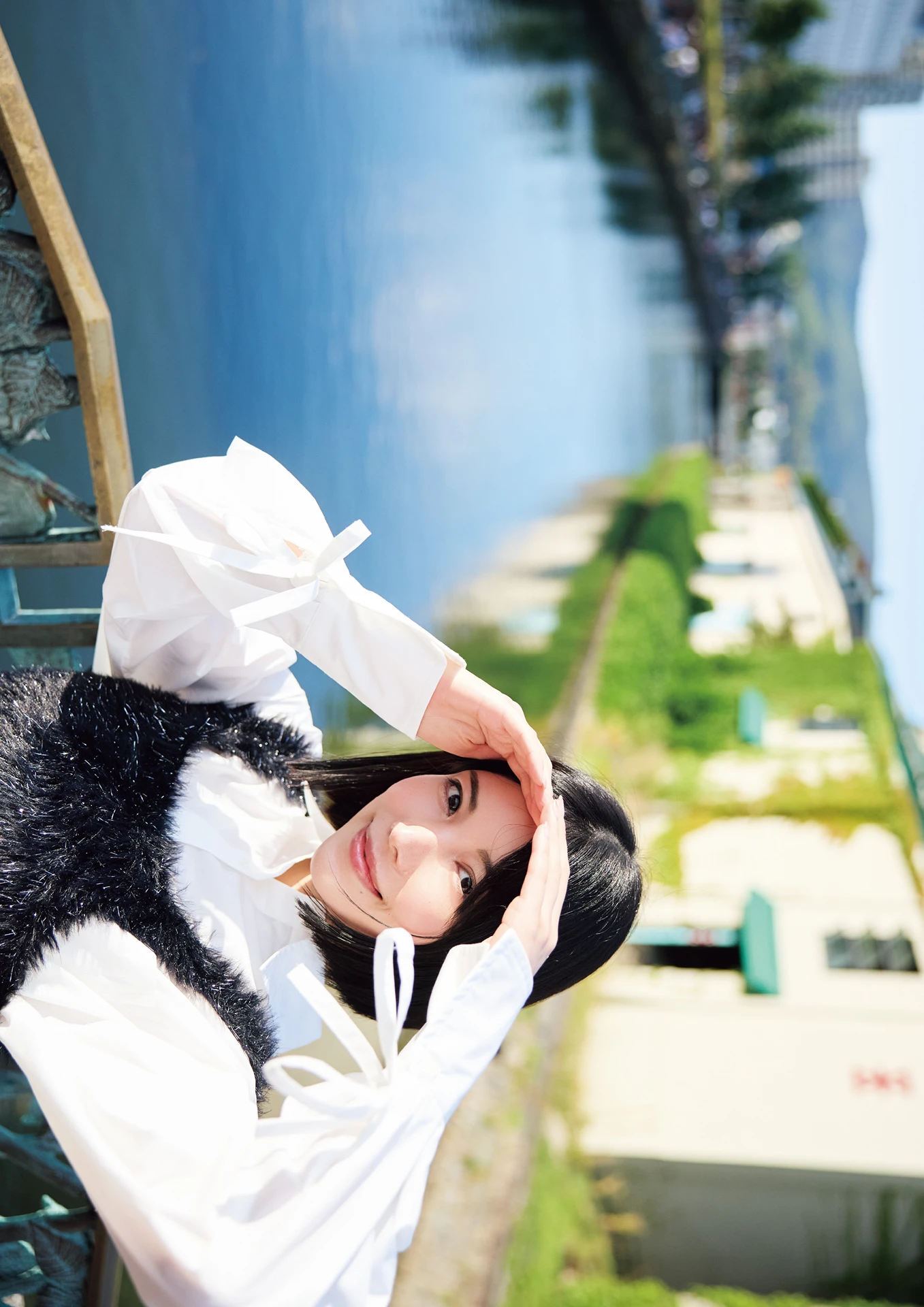 Karen Kaede 楓カレン, 写真集 カレンと行く北海道旅行二泊三日 - P3