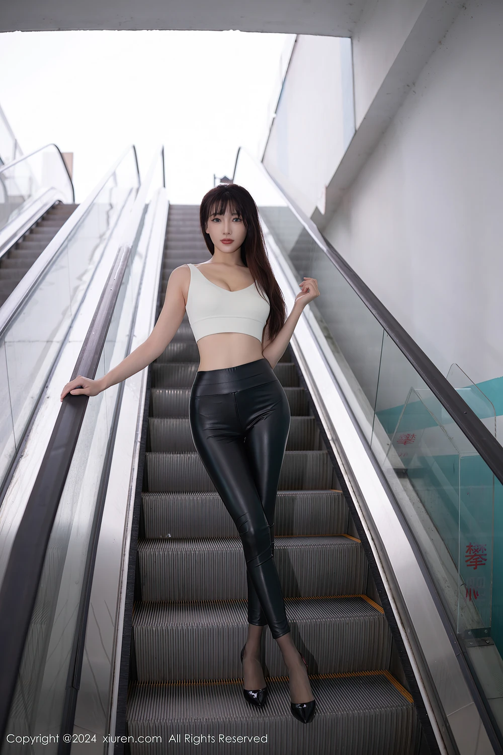 XiuRen秀人网 No.9377 陆萱萱LuXuanXuan - P2