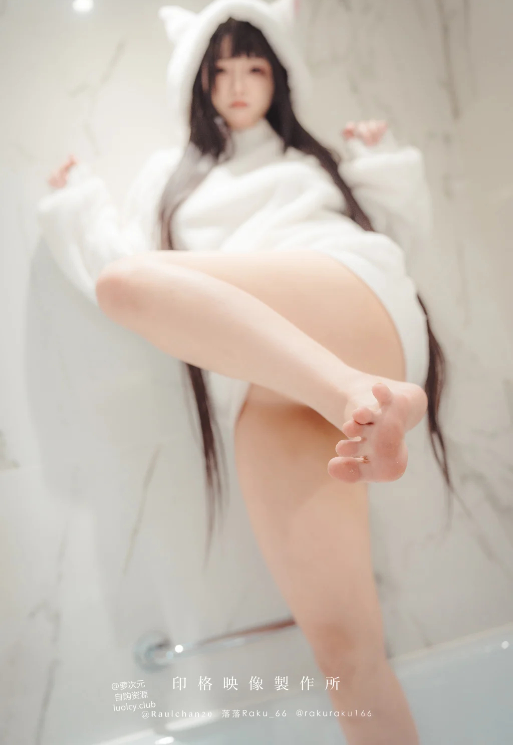Coser@落落Raku: 8K 白衣小猫Kitten (44 photos) - P21
