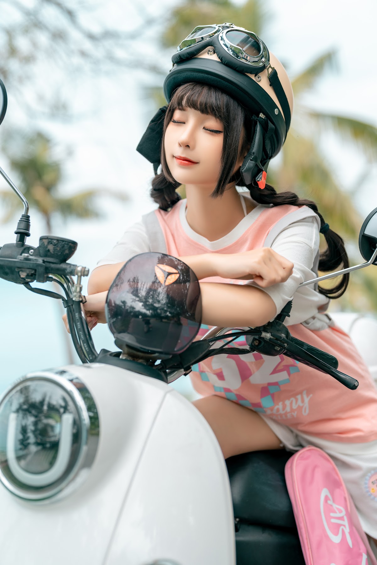 Coser@蠢沫沫 (chunmomo) – Electric Car - P99