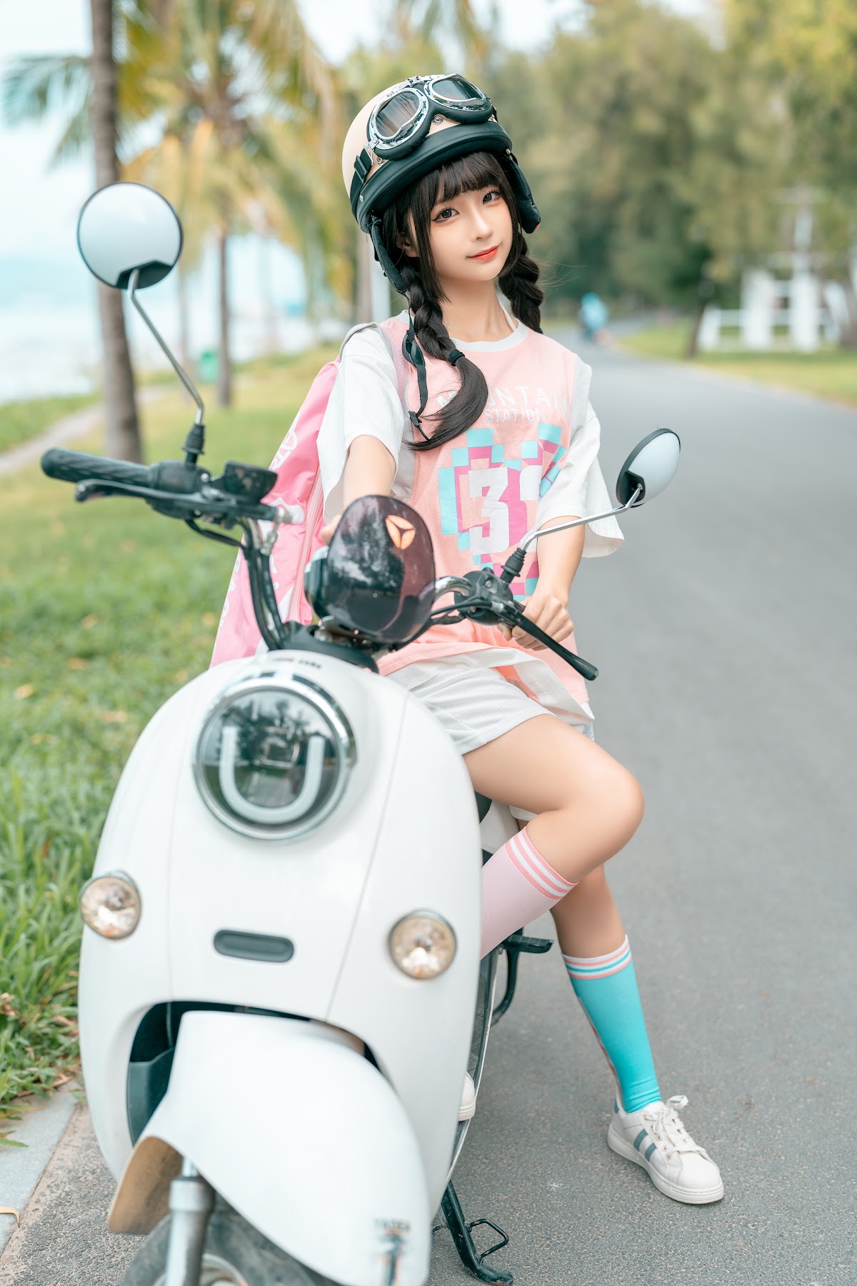 Coser@蠢沫沫 (chunmomo) – Electric Car - P1
