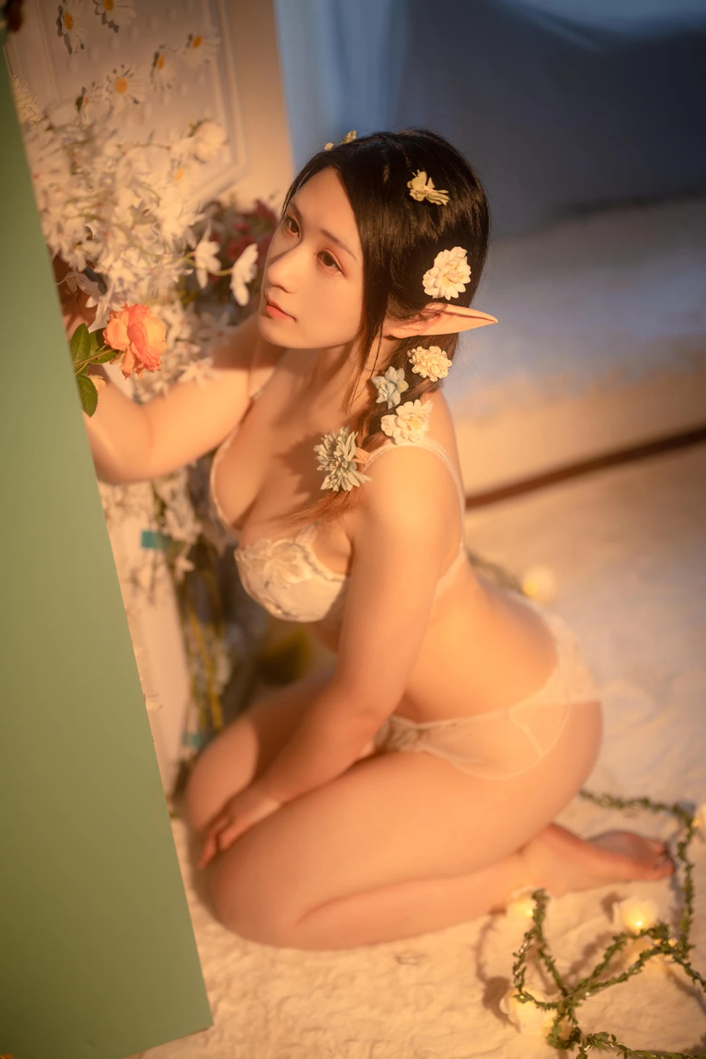 Cosplay Zyra秋 – 俘虏刺客 & 繁花 - P3