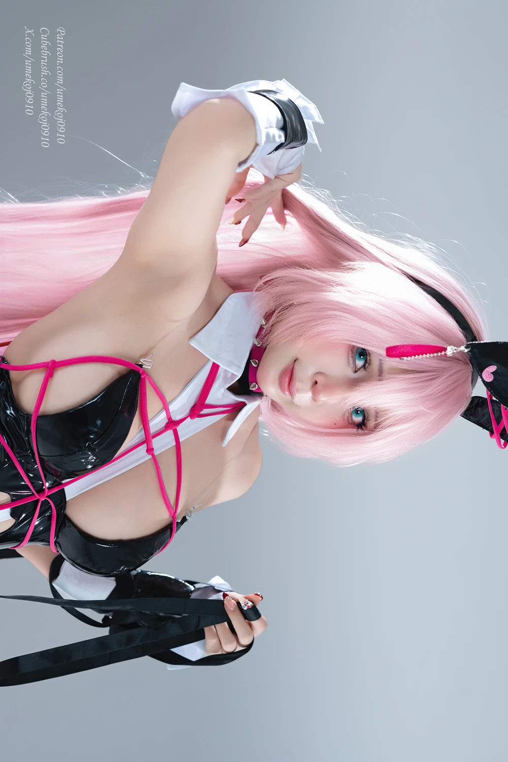 Cosplay Umeko.J – Velvet Sensual Rabbit NIKKE - P10