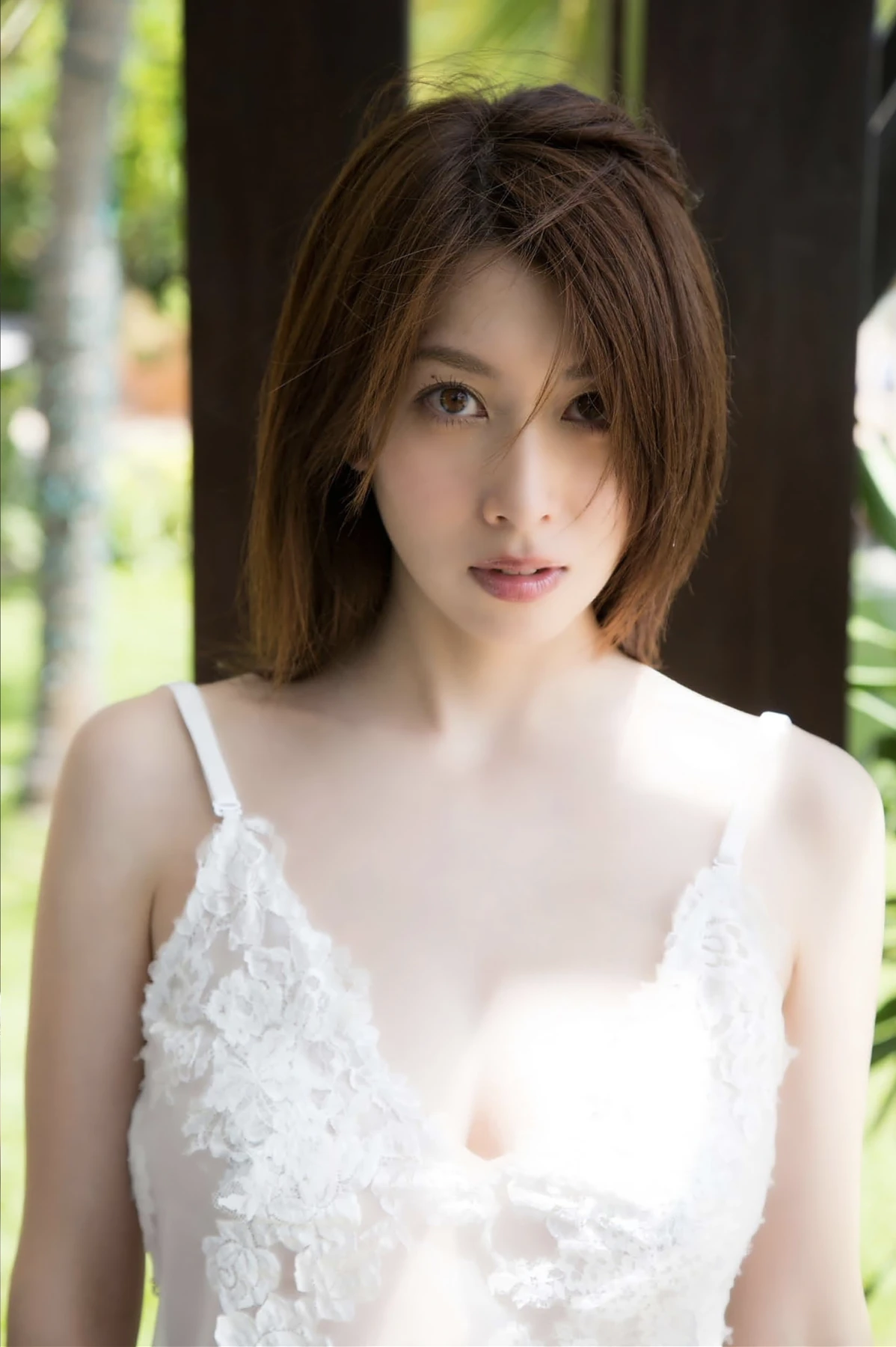Emi Kobayashi 小林恵美, 写真集 美貌の果実＋美貌の吐息 ver.A - P34