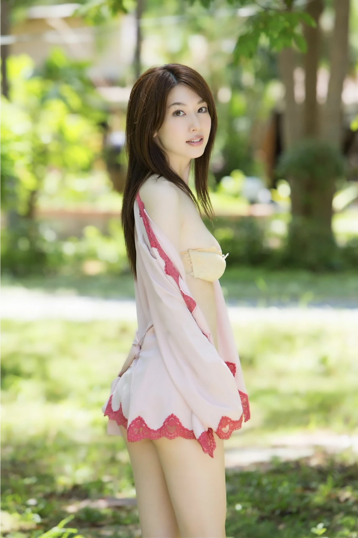 Emi Kobayashi 小林恵美, 写真集 美貌の果実＋美貌の吐息 ver.A - P37