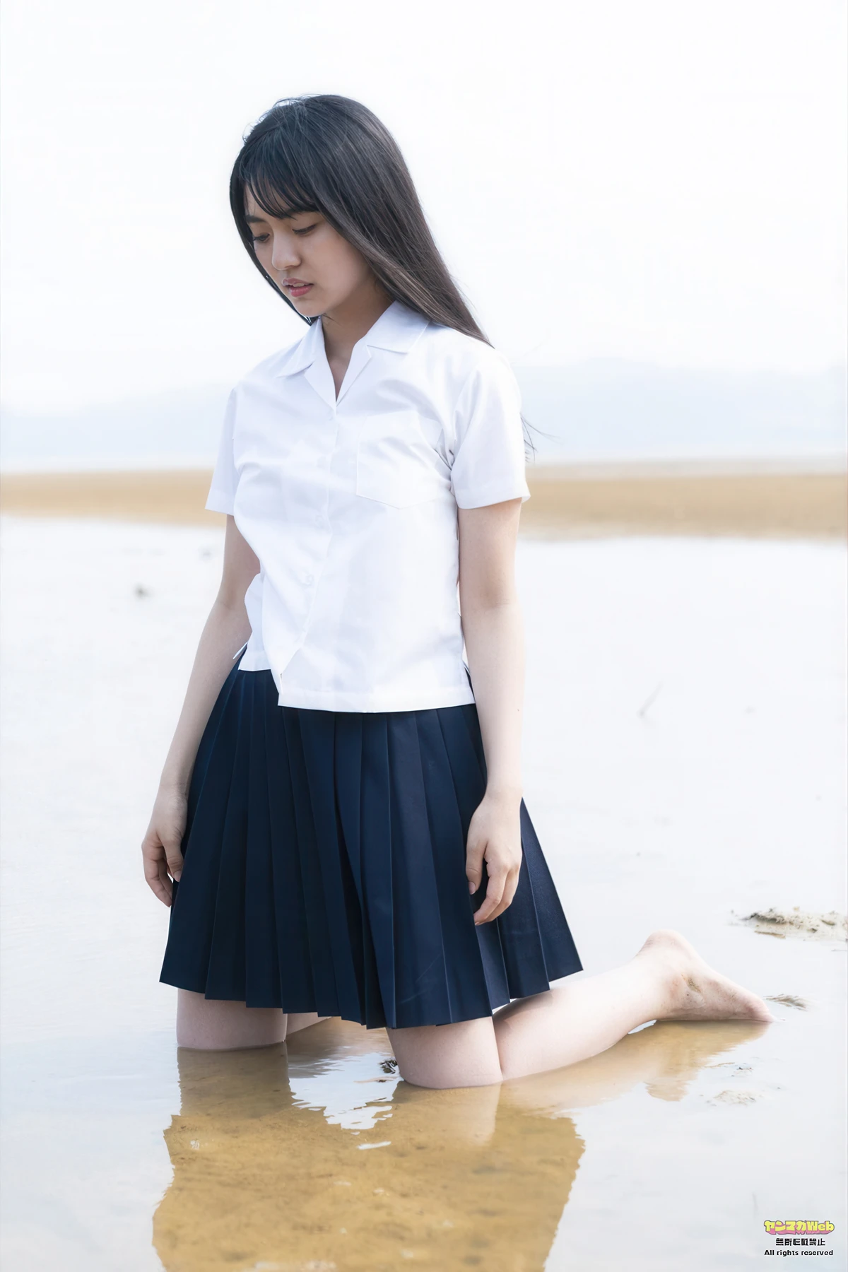Runa Toyoda 豊田ルナ, Young Magazine 2026 No.27 (ヤングマガジン 2026年27号) - P42