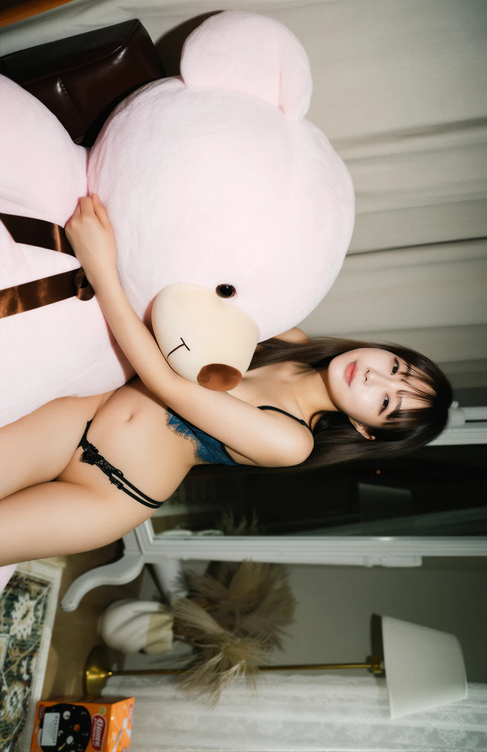 Jucy 쥬시 – Moon Night Snap Vol.415 「Who Ate Panties」 - P33