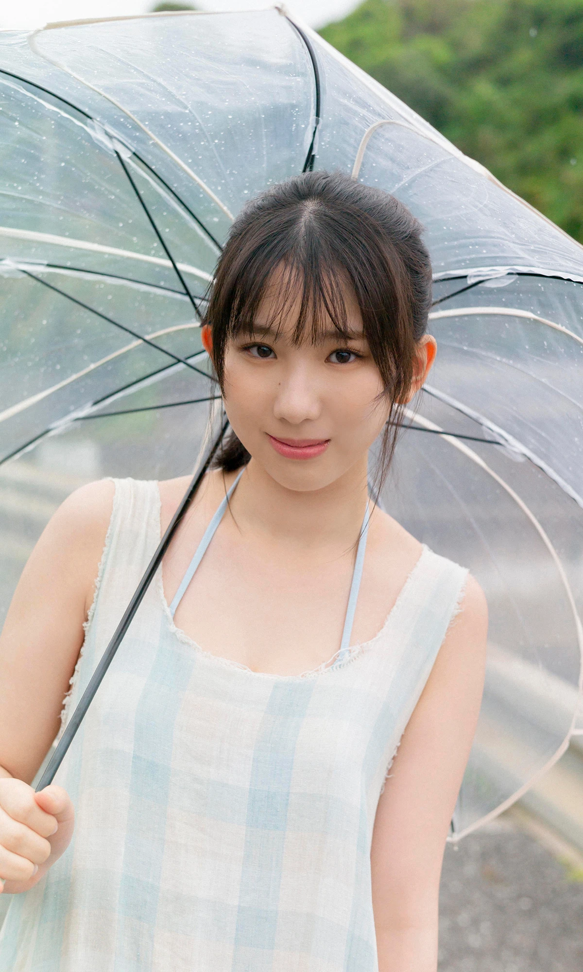 Nozomi Nishio 西尾希美, 写真集 「七色モラトリアム」 - P5
