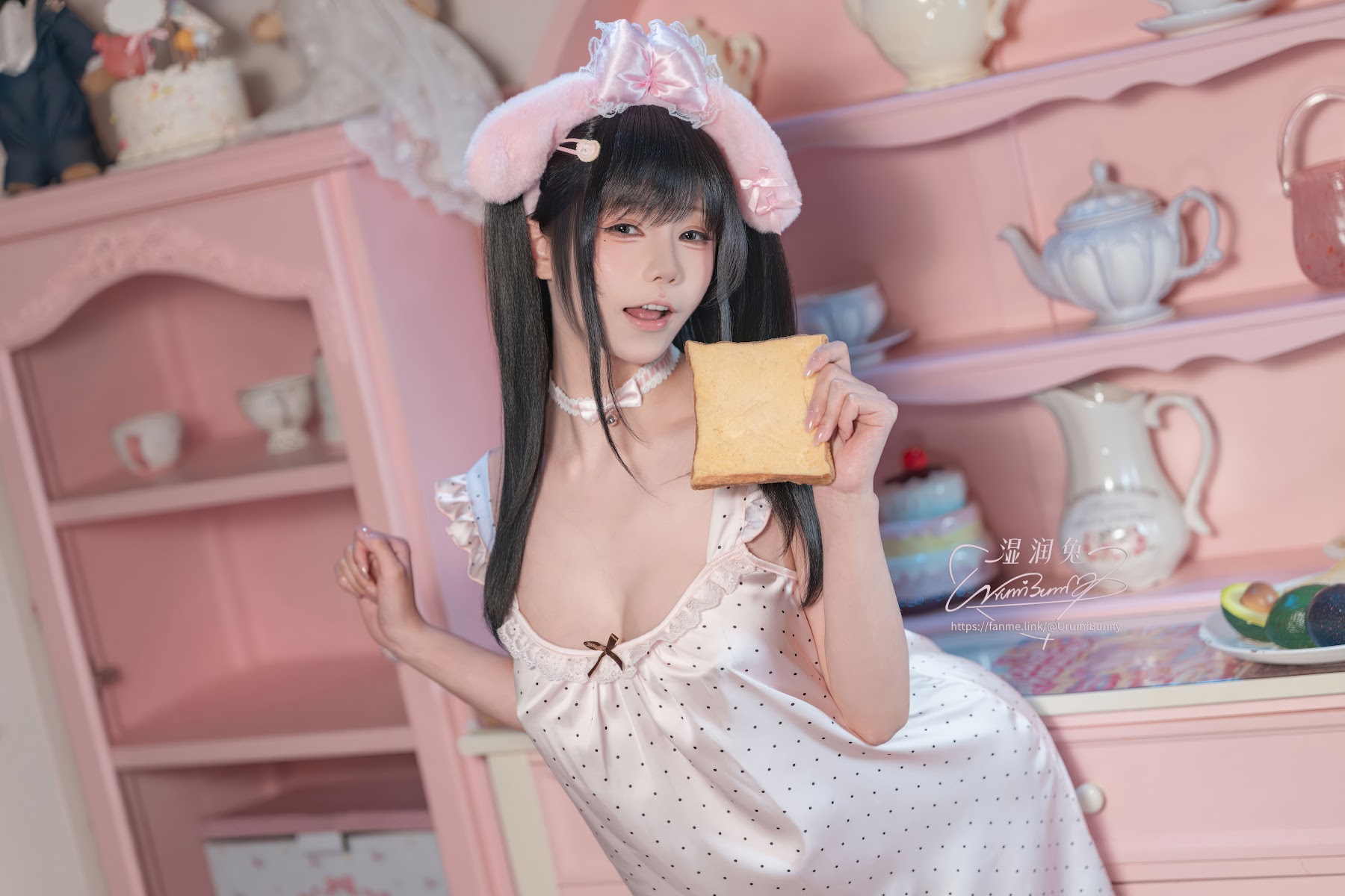 Coser@黏黏团子兔 – 2026年04月作品 晚安少女 - P11