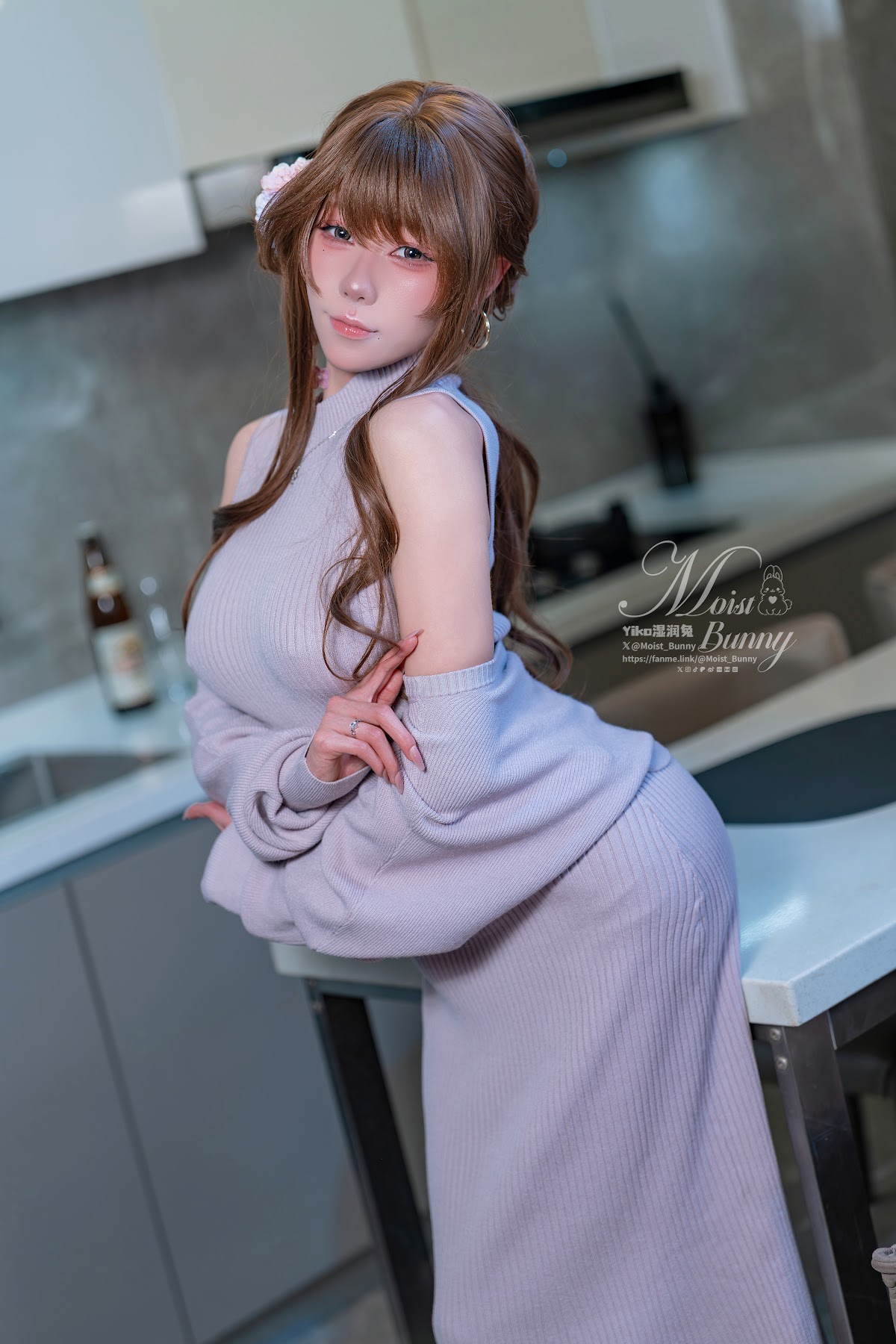 Coser@黏黏团子兔 – 2601月作品 在丈夫身边 - P80