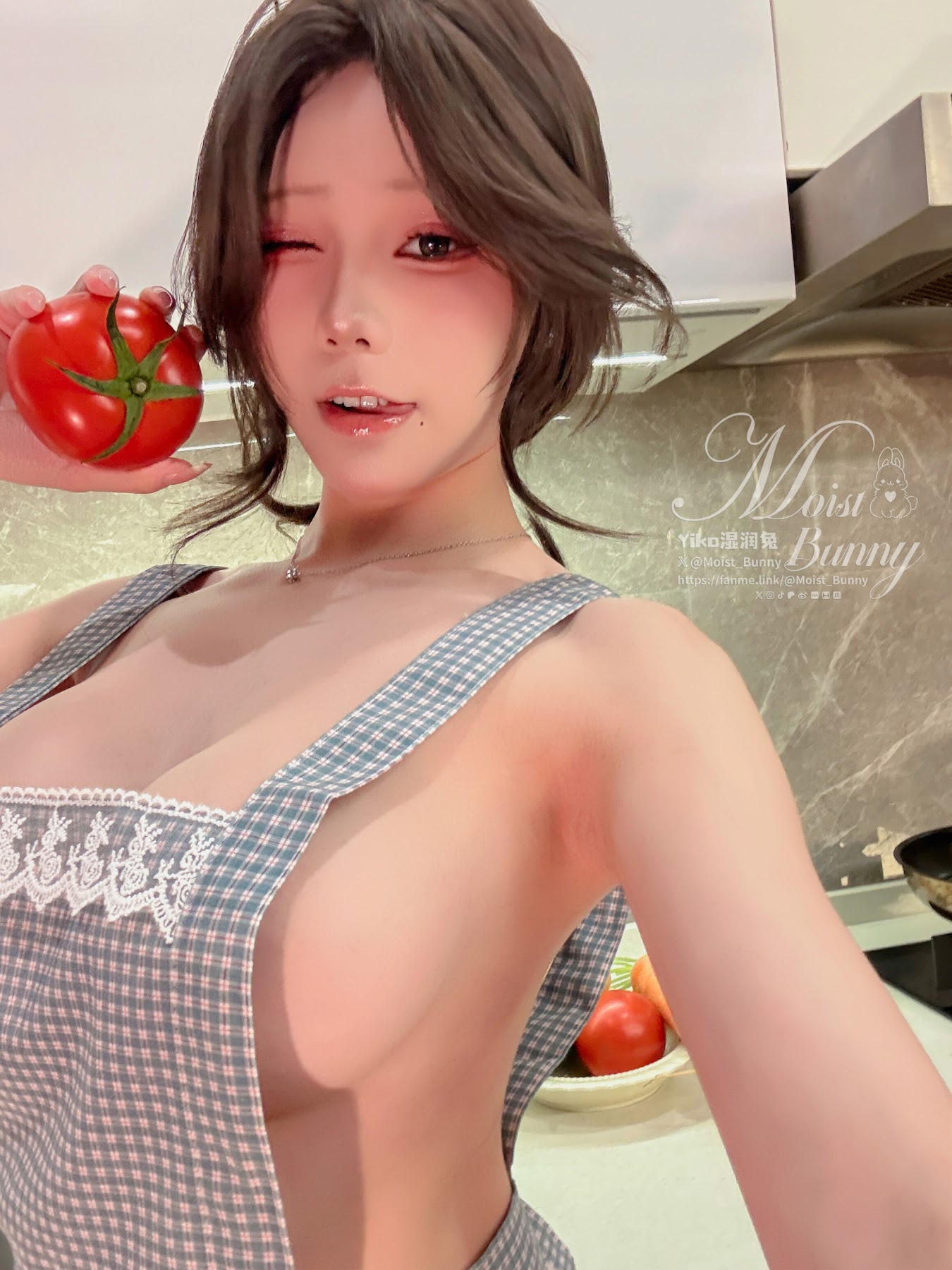 Coser@黏黏团子兔 – 2026年03月作品 继母の香 - P88