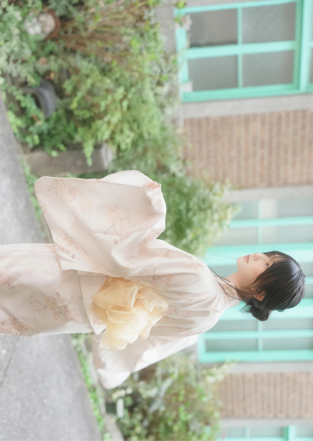 Kanna Seto 瀬戸環奈, 写真集 「ぬくもり日和」 - P14
