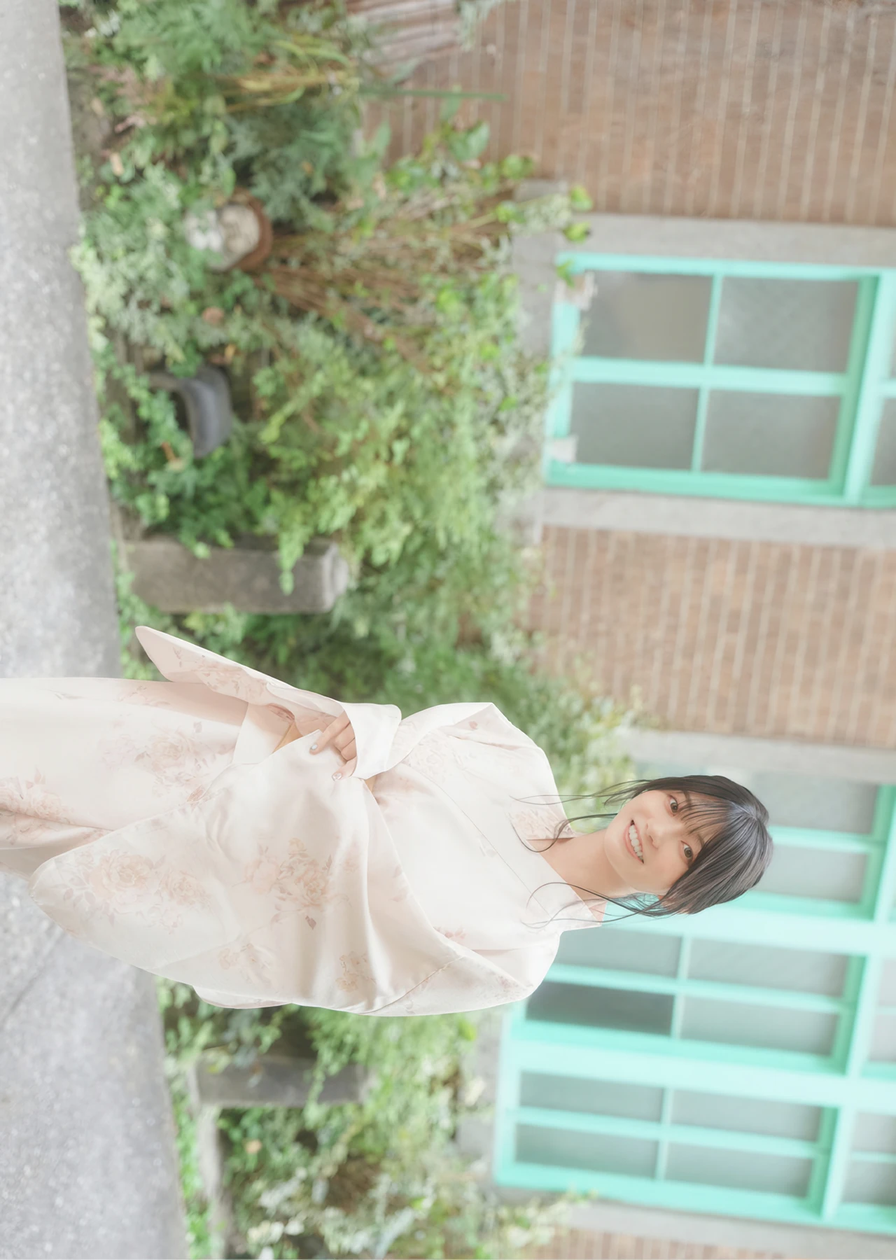 Kanna Seto 瀬戸環奈, 写真集 「ぬくもり日和」 - P17