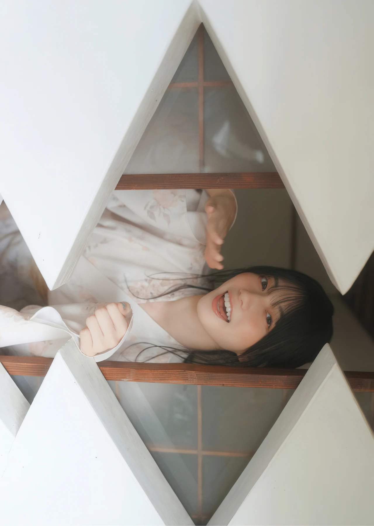 Kanna Seto 瀬戸環奈, 写真集 「ぬくもり日和」 - P34