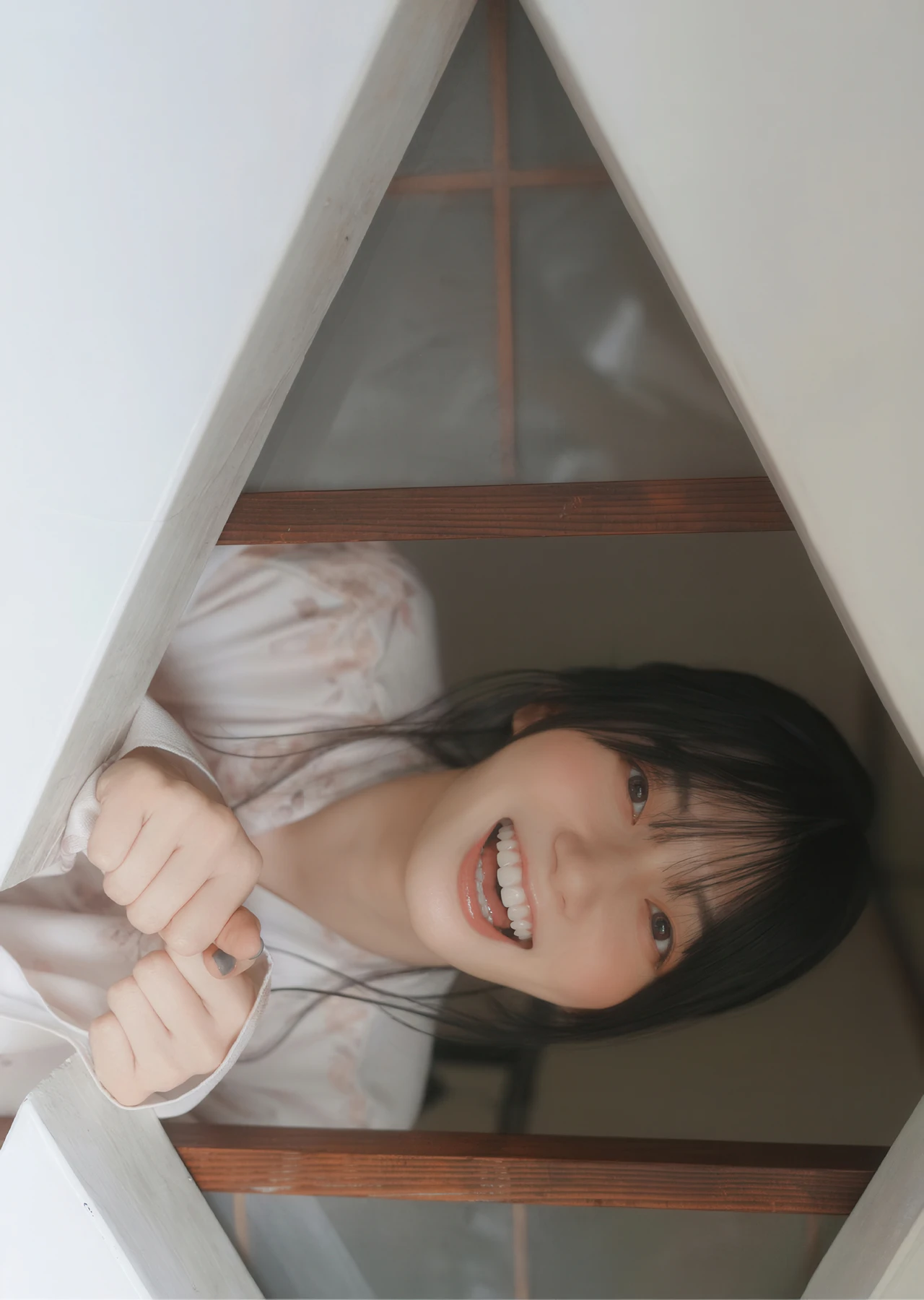 Kanna Seto 瀬戸環奈, 写真集 「ぬくもり日和」 - P35