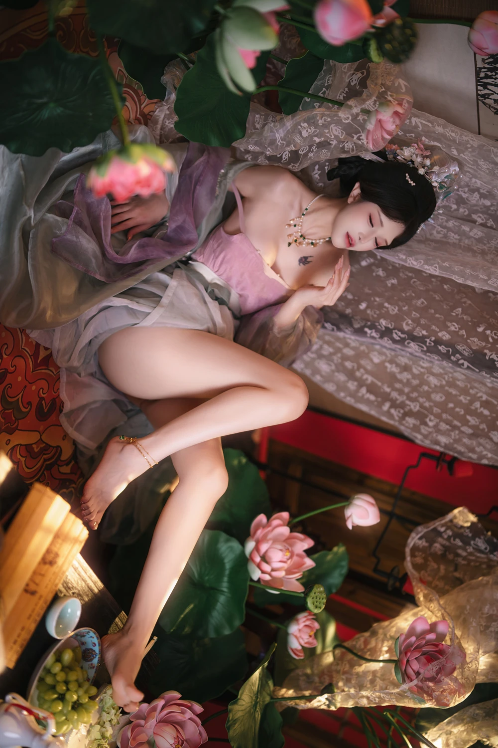 Cosplay 鹿八岁 – 粽你枕相思 - P23