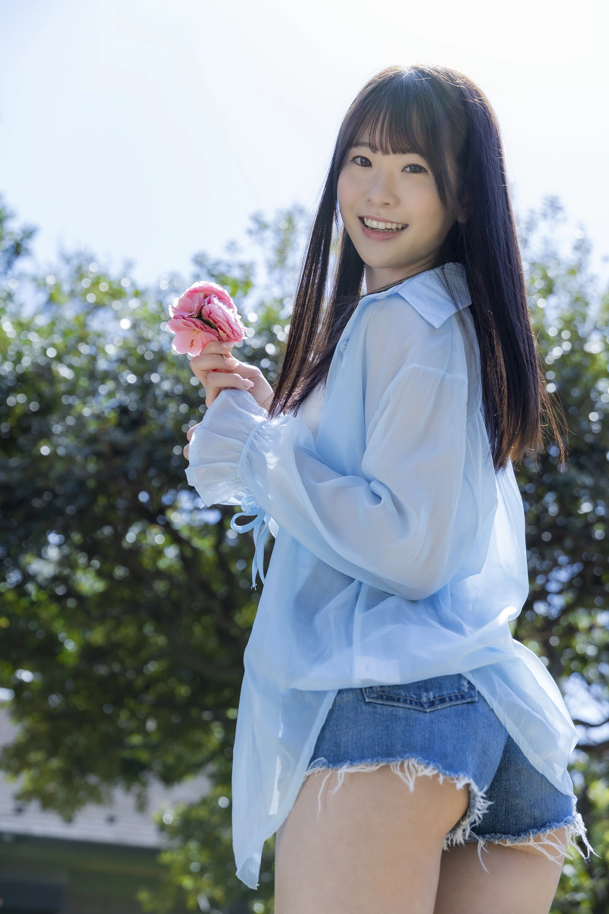 Emika Shirakami 白上咲花, ヌード写真集 「百花繚乱」 - P6