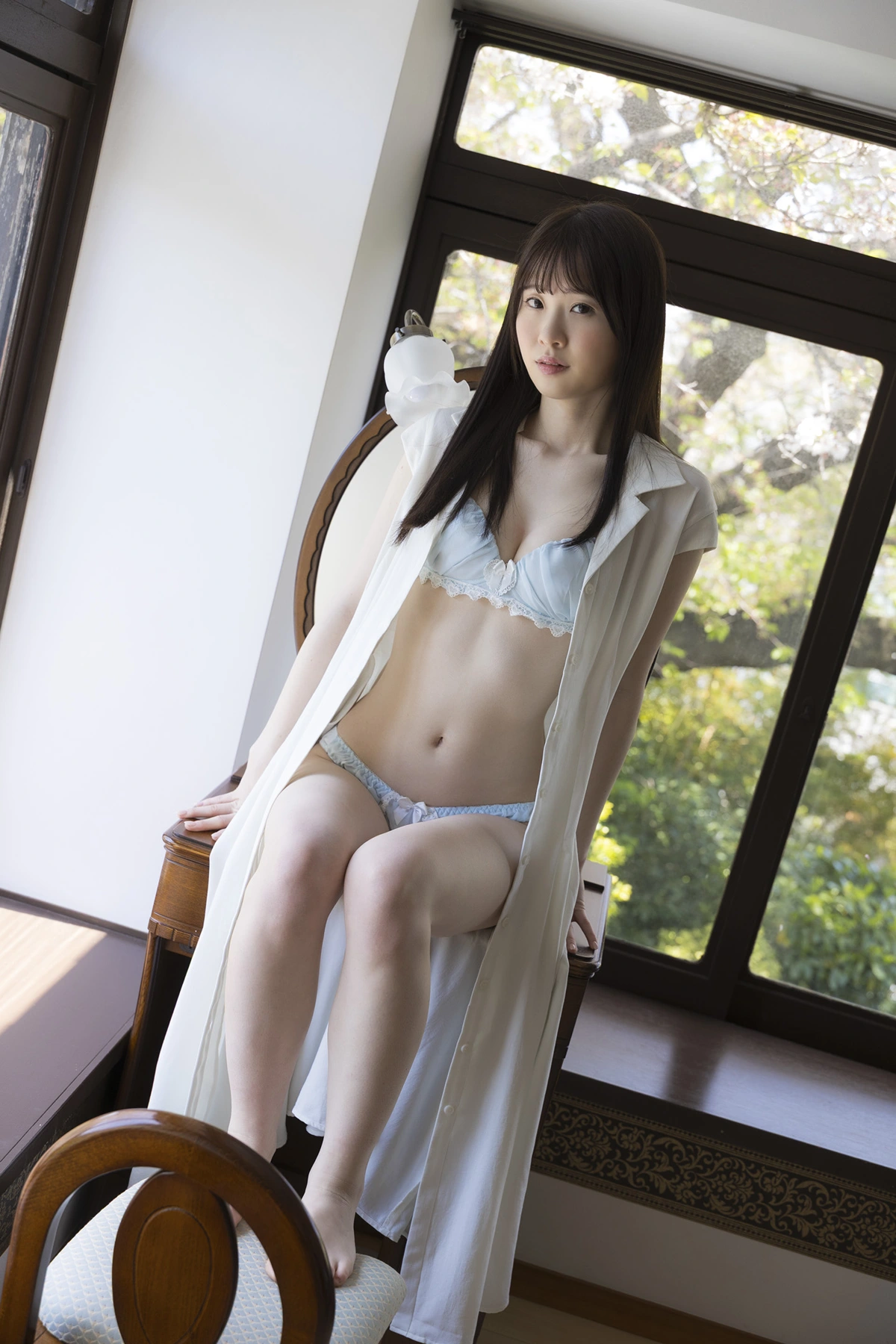 Emika Shirakami 白上咲花, ヌード写真集 「百花繚乱」 - P84