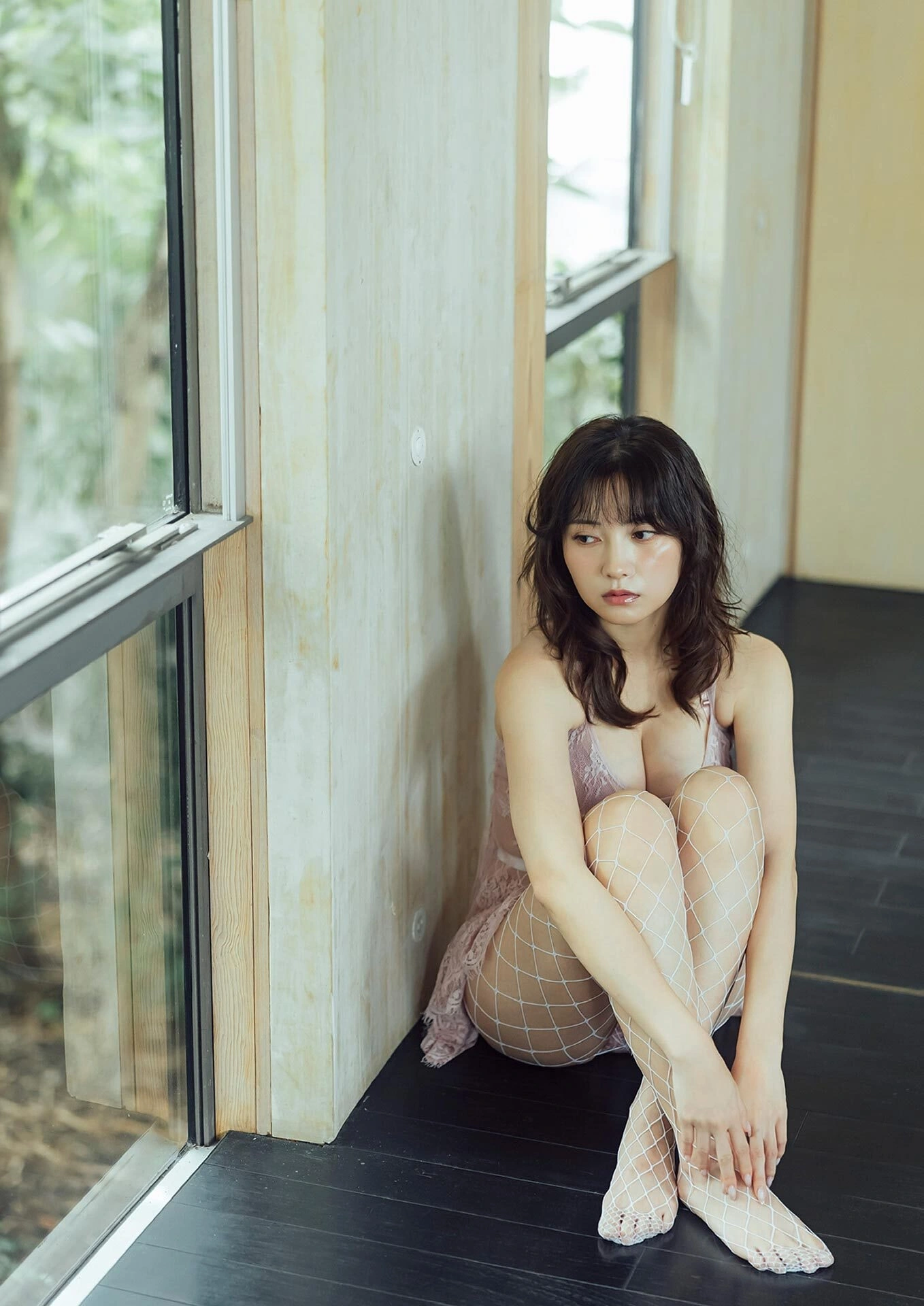 Nashiko Momotsuki 桃月なしこ, B.L.T.デジタル写真集 「BE THE ONE」 - P2