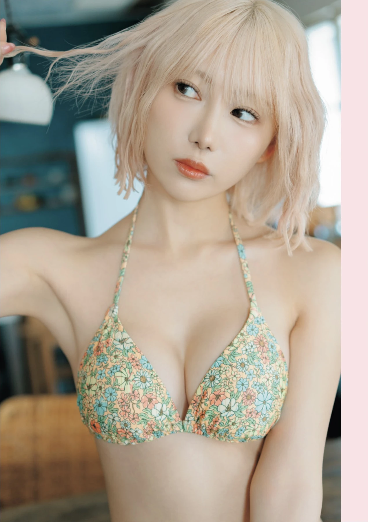 Kokoro Shinozaki 篠崎こころ, Emi Ando 安藤笑 – SUNNY GIRL Vol.08 - P22