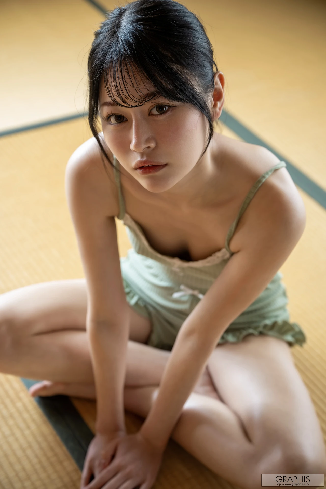 Uta Hibino 響乃うた – Graphis Gals 「Cheerful!」 Vol.01-02 - P29