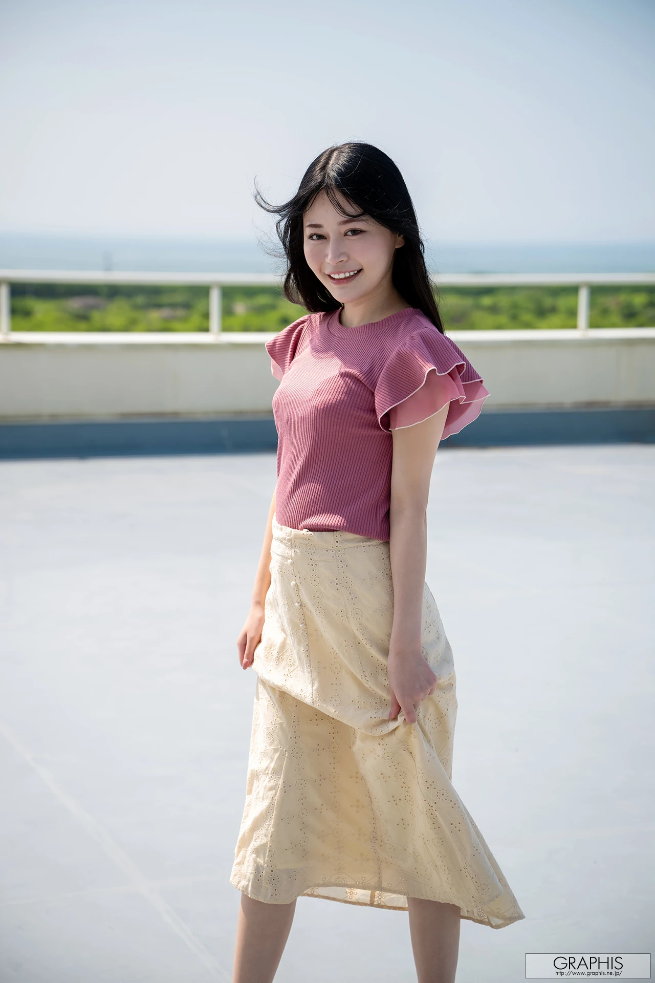 Uta Hibino 響乃うた – Graphis Gals 「Cheerful!」 Vol.01-02 - P5