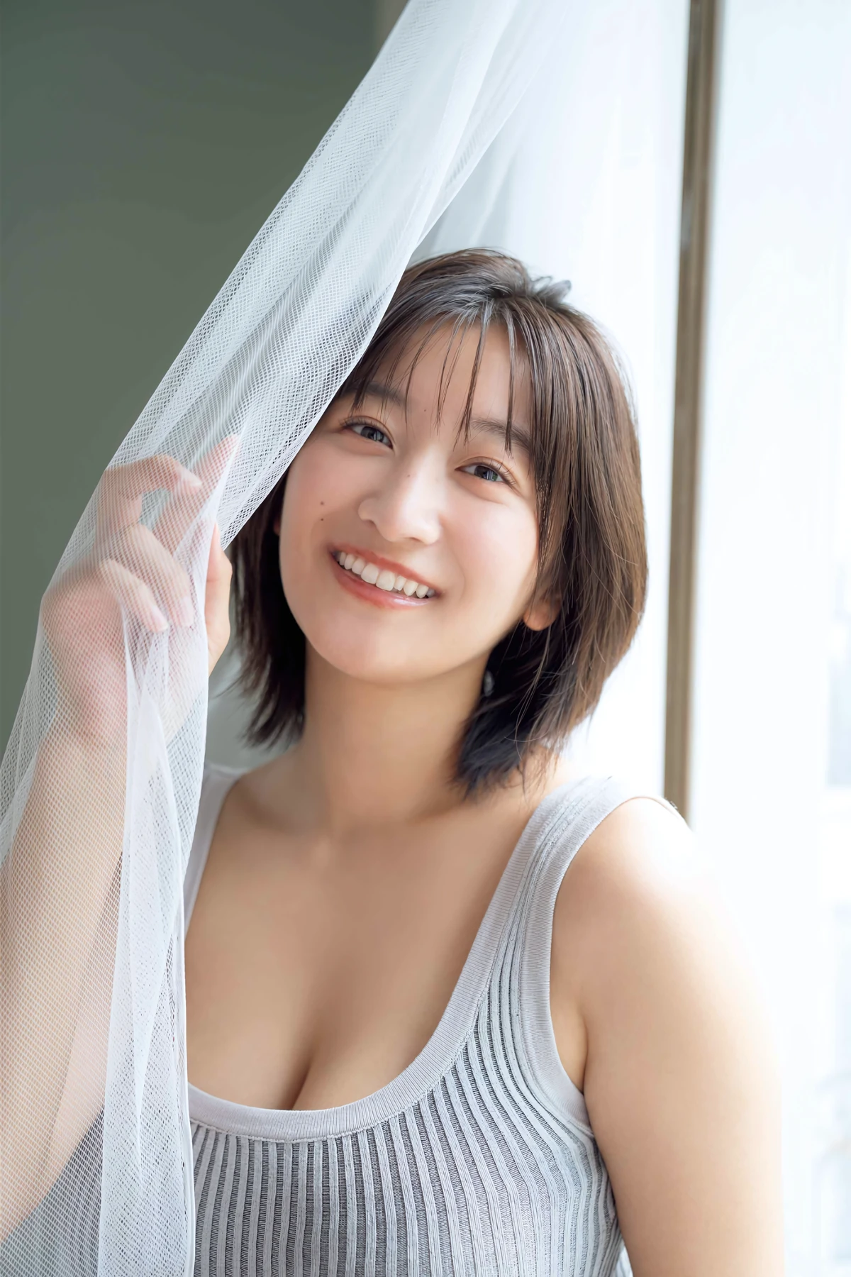 Ina Enohara 榎原依那 – Young Animal 2026 No.11 (ヤングアニマル 2026年11号) - P39