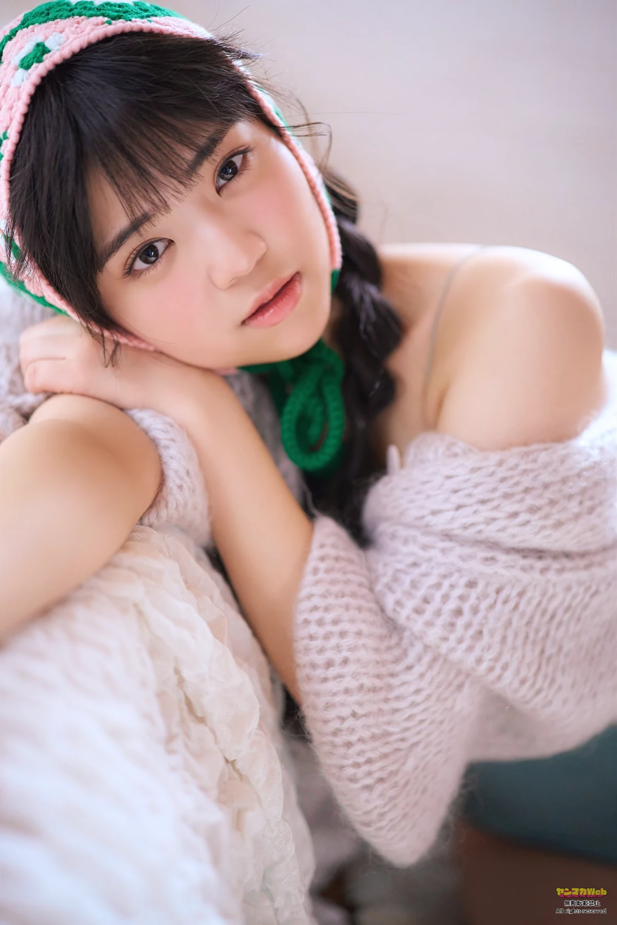 本郷柚巴 & 滝沢京花 – Young Magazine 2026 No.20 (ヤングマガジン 2026年20号) - P31