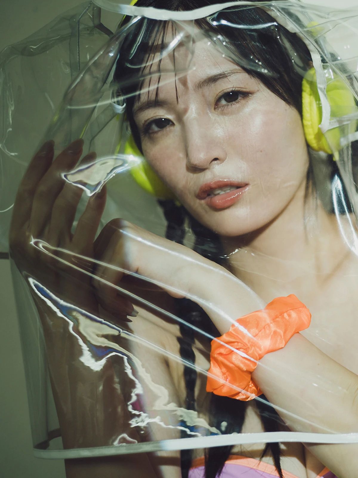 Yura Yura 由良ゆら – PARADEデジタルフォトブック 「ゆらゆら星人ホイポイ滞在記」 - P90