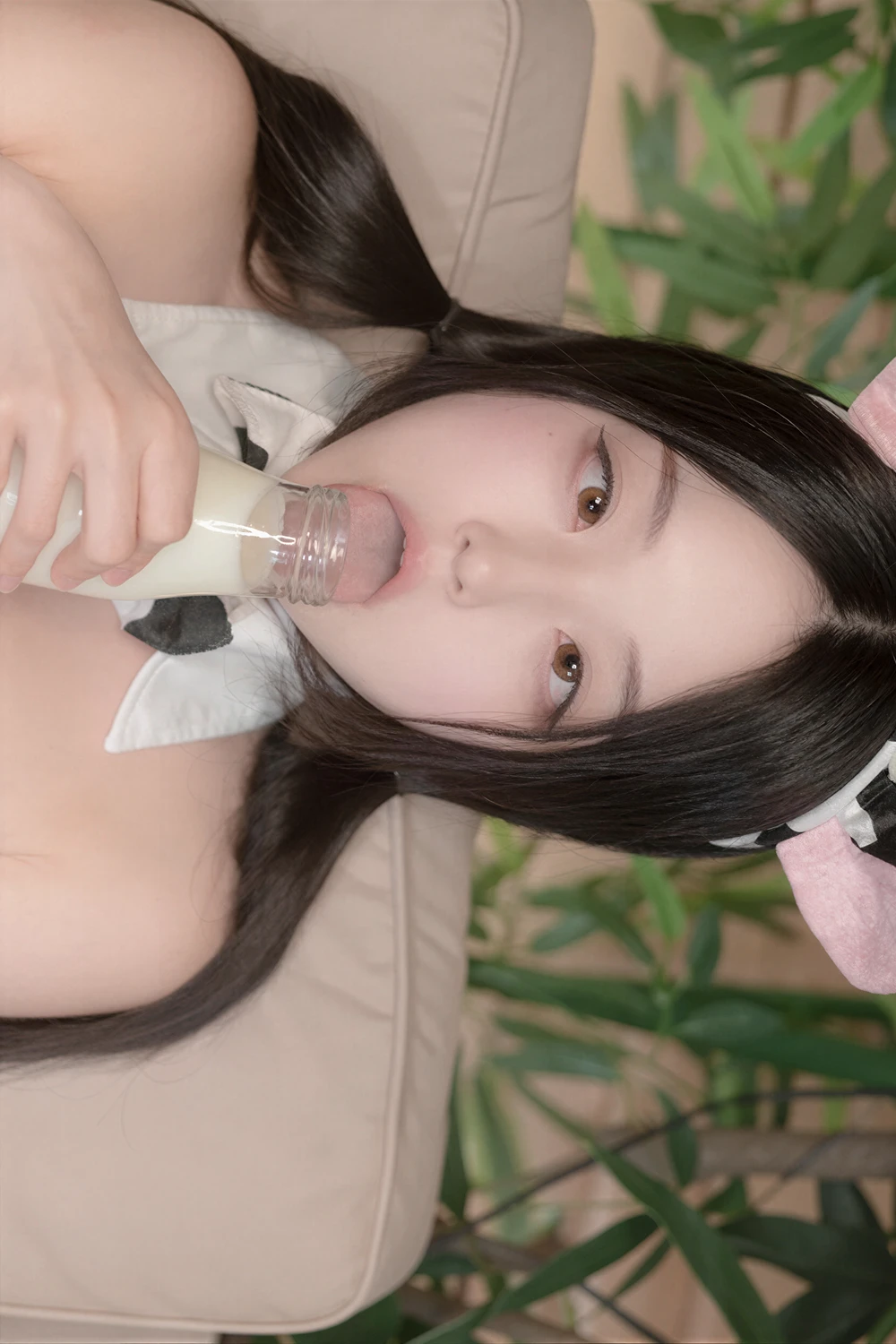 Suji 수지 – Pure Media Vol.320 Miss Milk Cow - P2