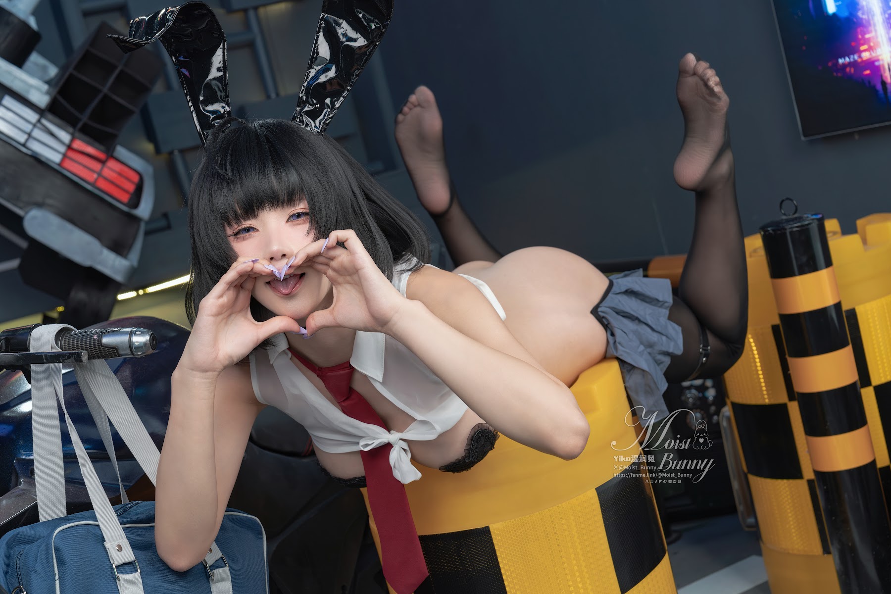 Coser@黏黏团子兔 – 10月作品『賽博逆JK』提线木偶 - P74