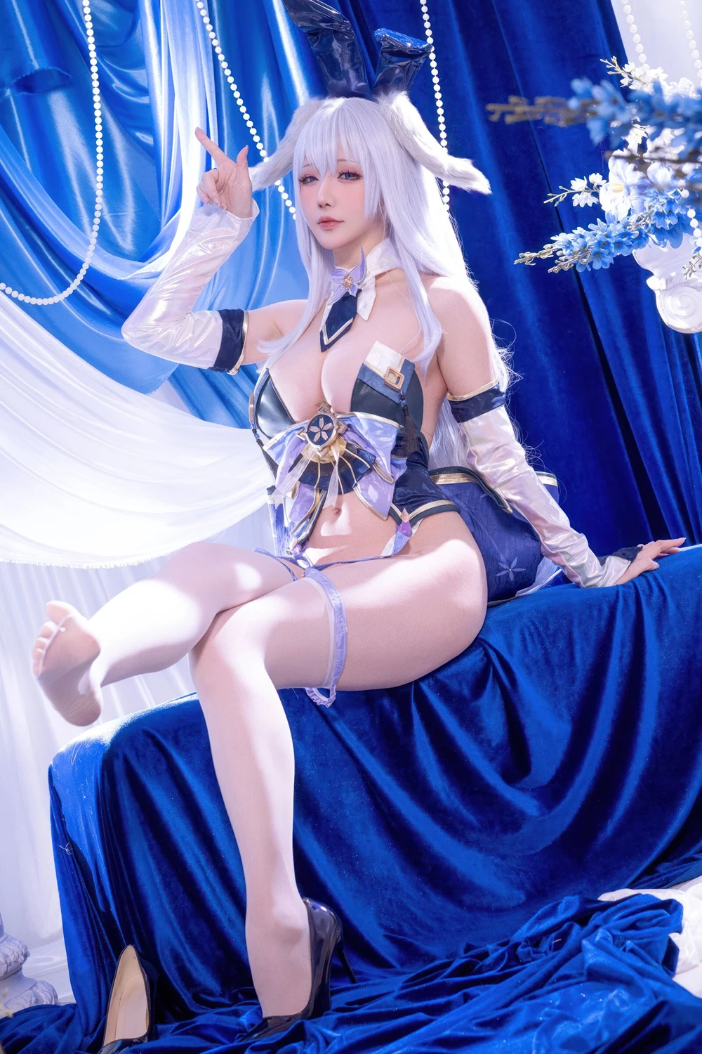 Cosplay 星之迟迟Hoshilily – 碧蓝航线 信浓 兔女郎 - P9
