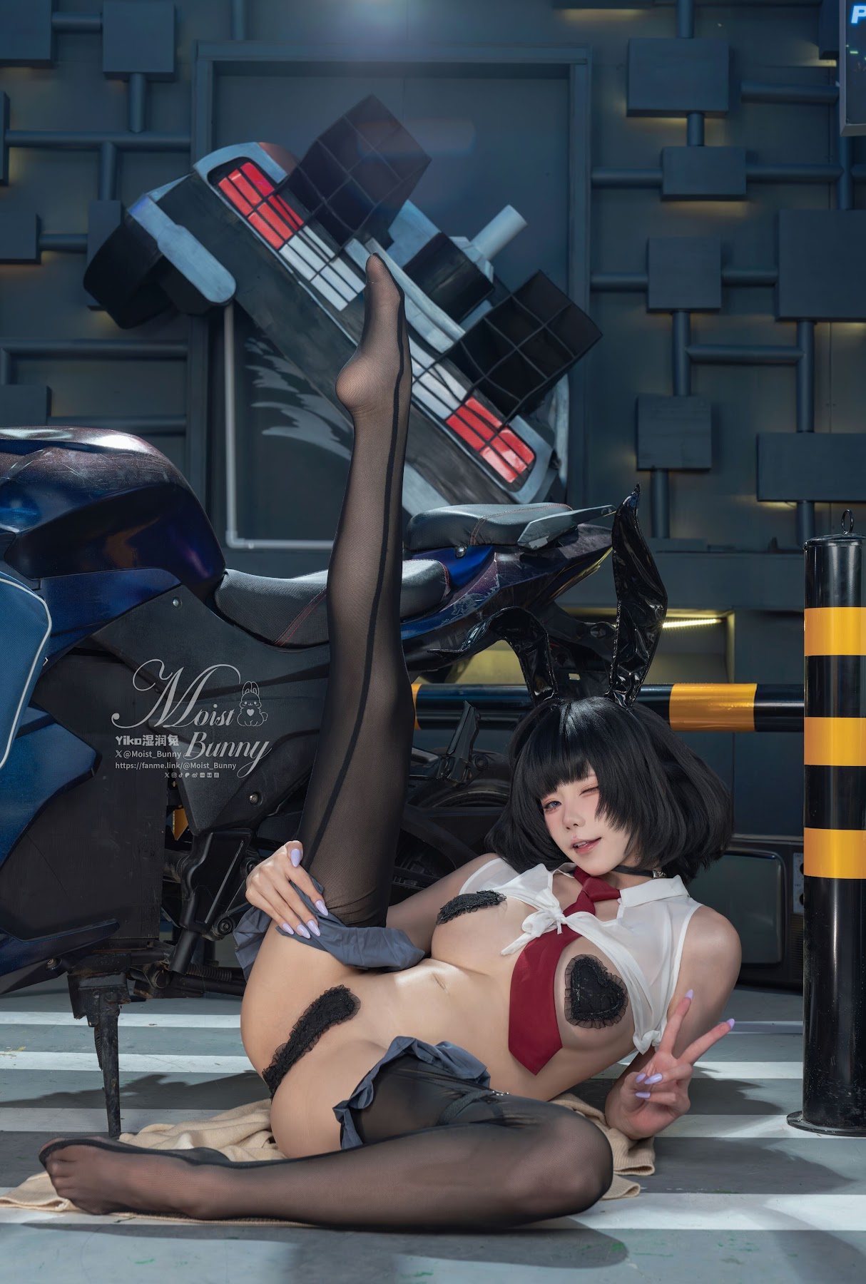 Coser@黏黏团子兔 – 2025年10月作品 賽博逆JK - P73
