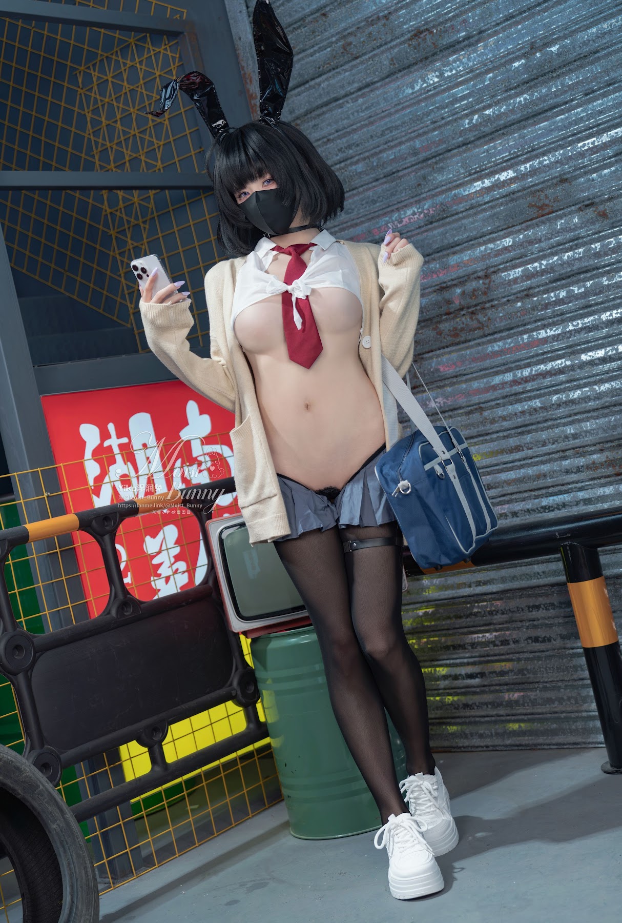 Coser@黏黏团子兔 – 2025年10月作品 賽博逆JK - P87