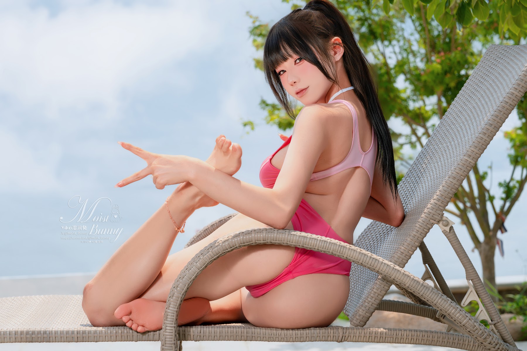 Coser@黏黏团子兔 – 2025泳装限定作 水泳部前辈 - P21