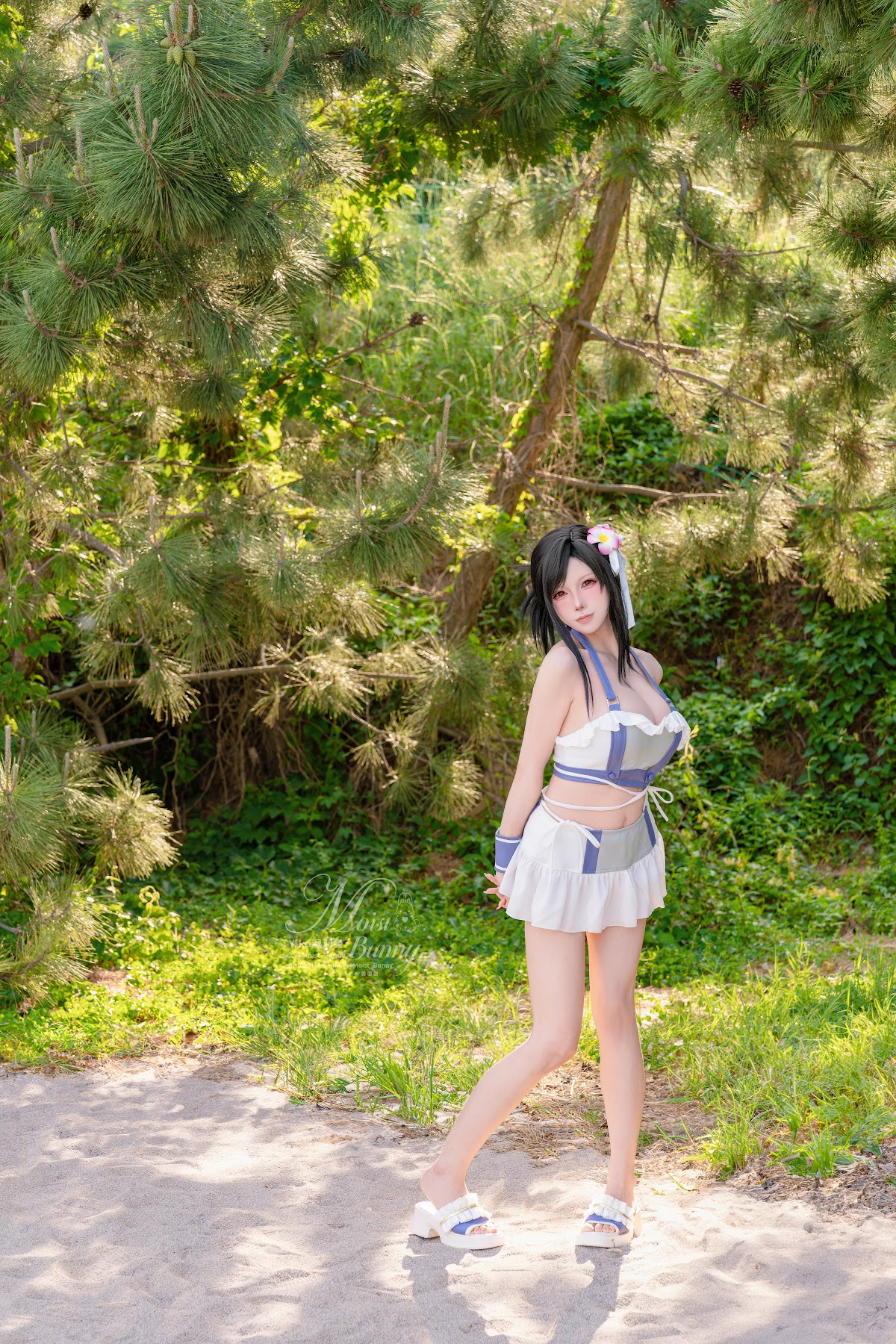 Coser@黏黏团子兔 – 2025泳装限定作 海边假日 蒂法 - P1