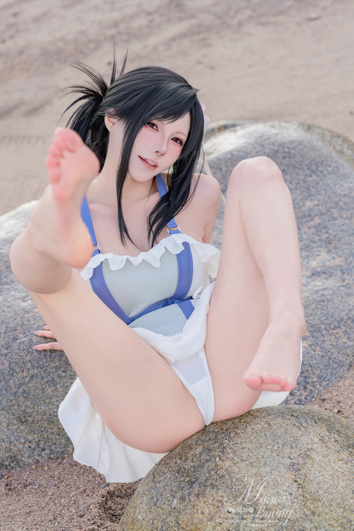 Coser@黏黏团子兔 – 2025泳装限定作 海边假日 蒂法 - P35
