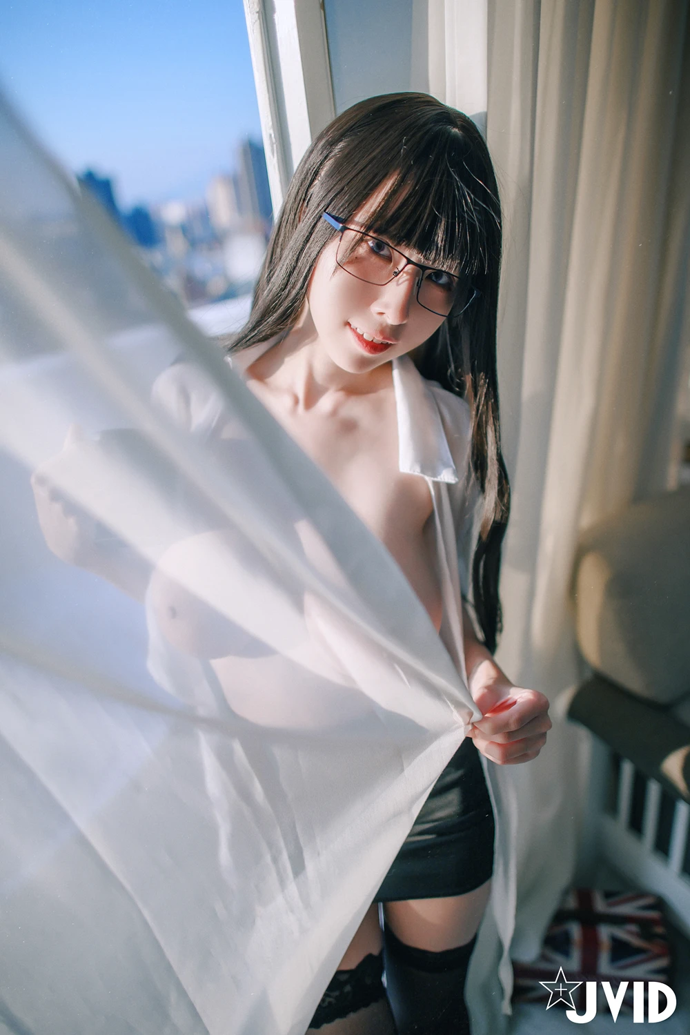 JVID 黎菲儿 – 超完美巨乳-色色的女同事加班时の脱衣诱惑 - P51