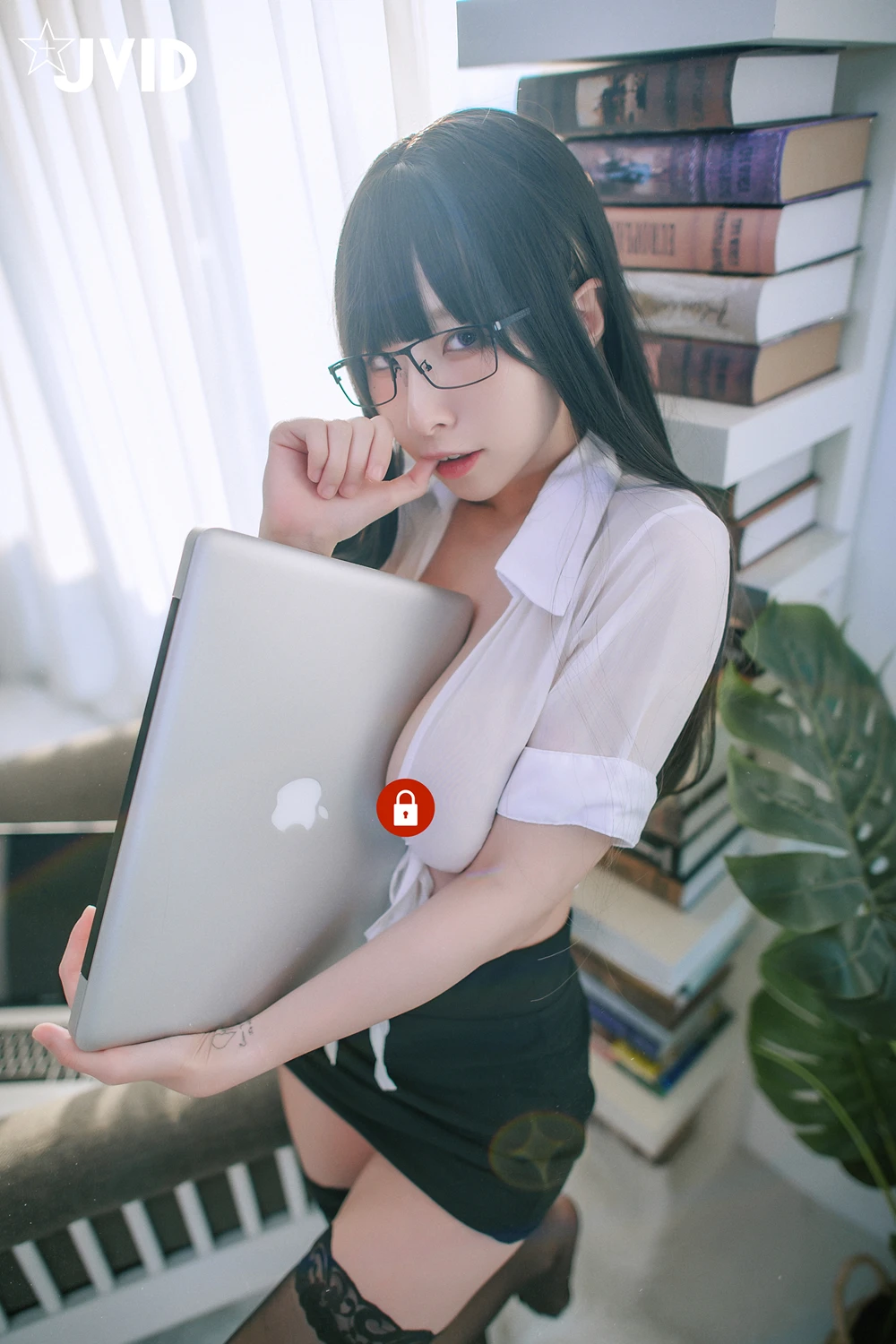 JVID 黎菲儿 – 超完美巨乳-色色的女同事加班时の脱衣诱惑 - P6