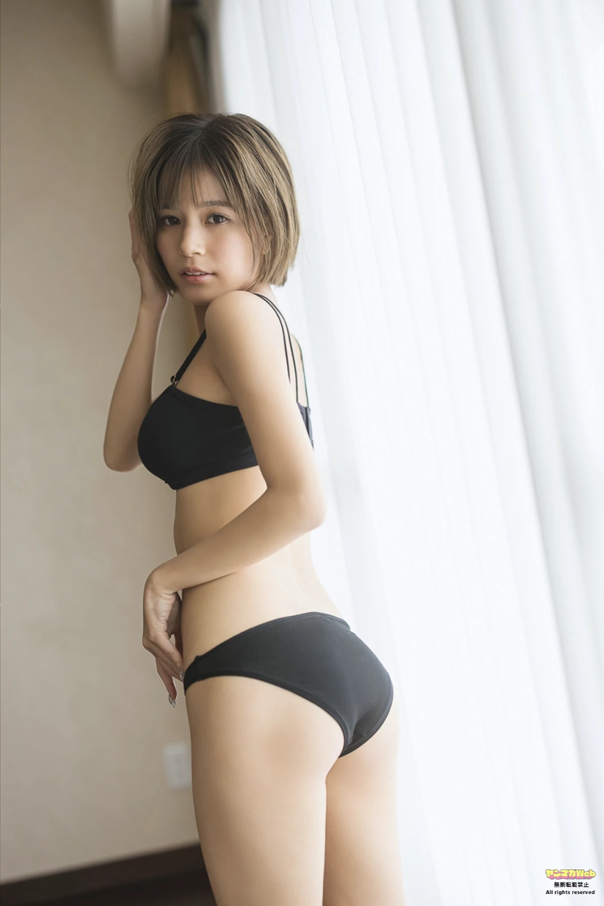 夏芽すず & 池田レイラ – Young Magazine 2026 No.20 (ヤングマガジン 2026年20号) - P41
