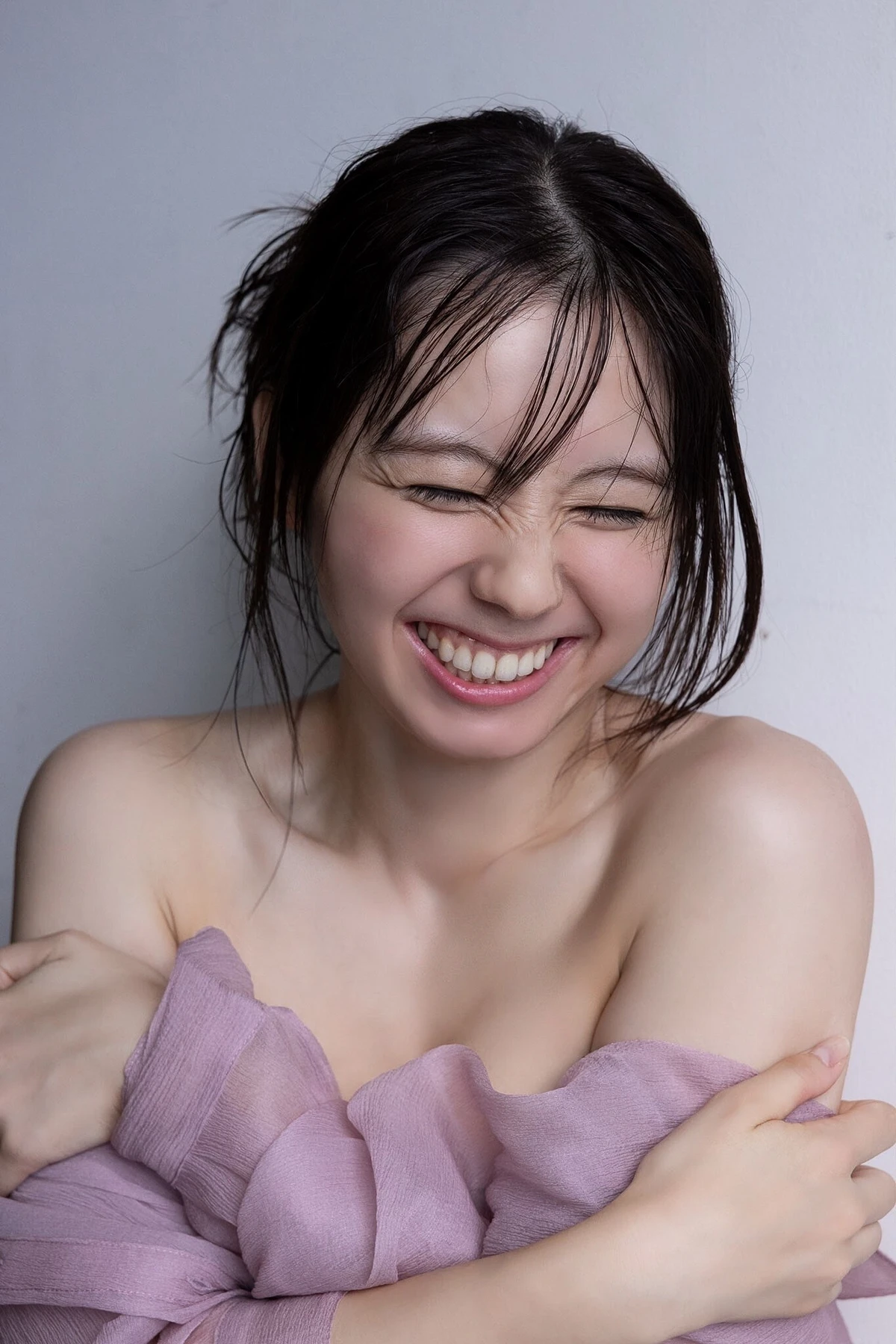 Rina Koike 小池里奈 – SPA！デジタル写真集 「変わらない愛らしさ」 - P20